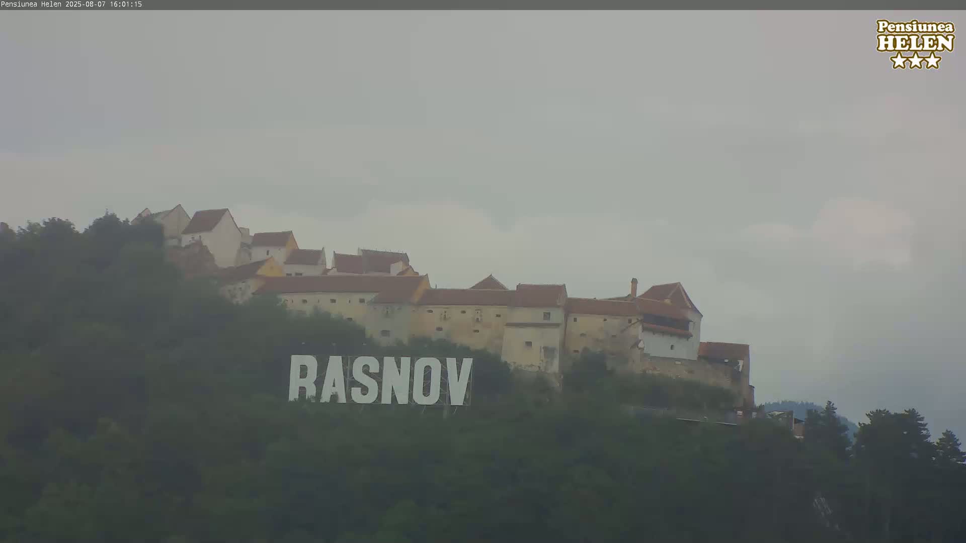 Rasnov Fortress ( Cetetea Râșnov) Live Cam - Râșnov, Braşov, Romania