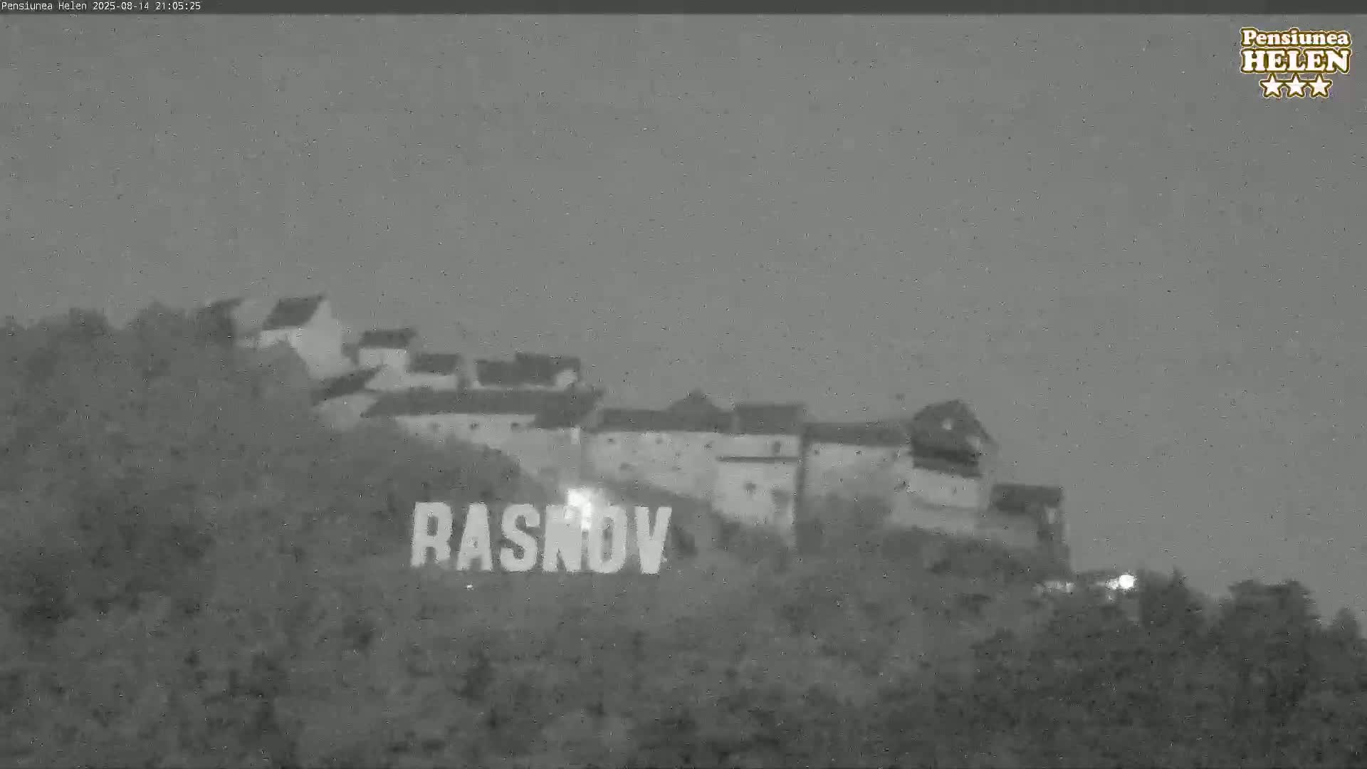 Rasnov Fortress ( Cetetea Râșnov) Live Cam - Râșnov, Braşov, Romania