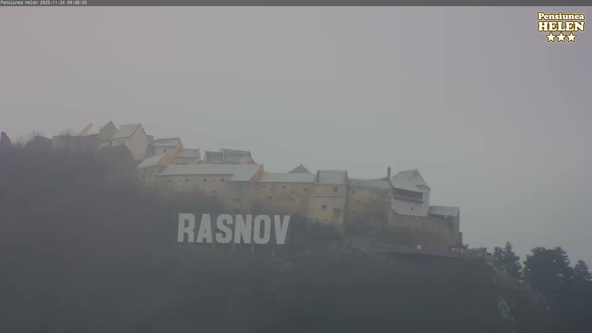 Rasnov Fortress ( Cetetea Râșnov) Live Cam - Râșnov, Braşov, Romania