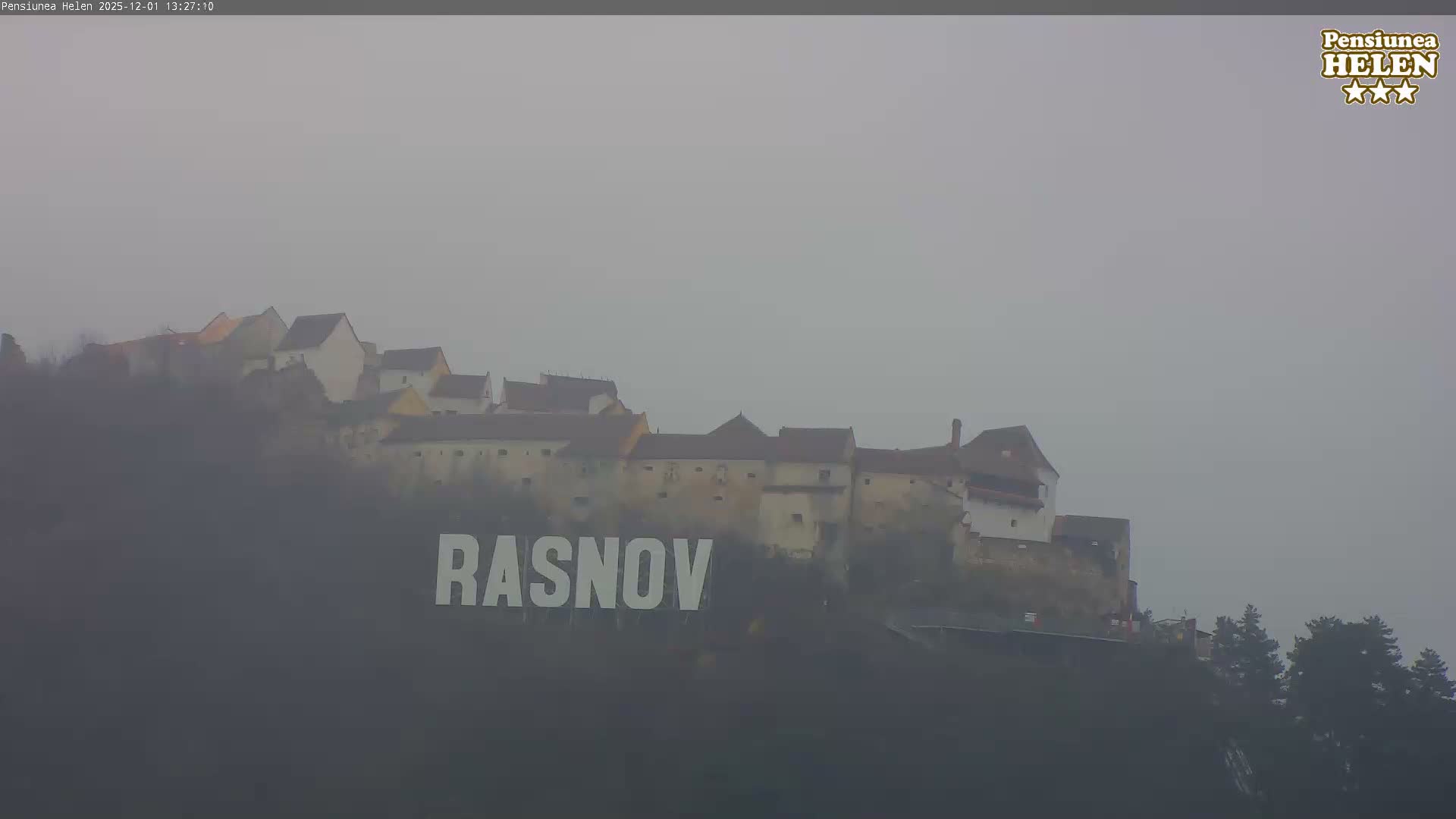 Rasnov Fortress ( Cetetea Râșnov) Live Cam - Râșnov, Braşov, Romania