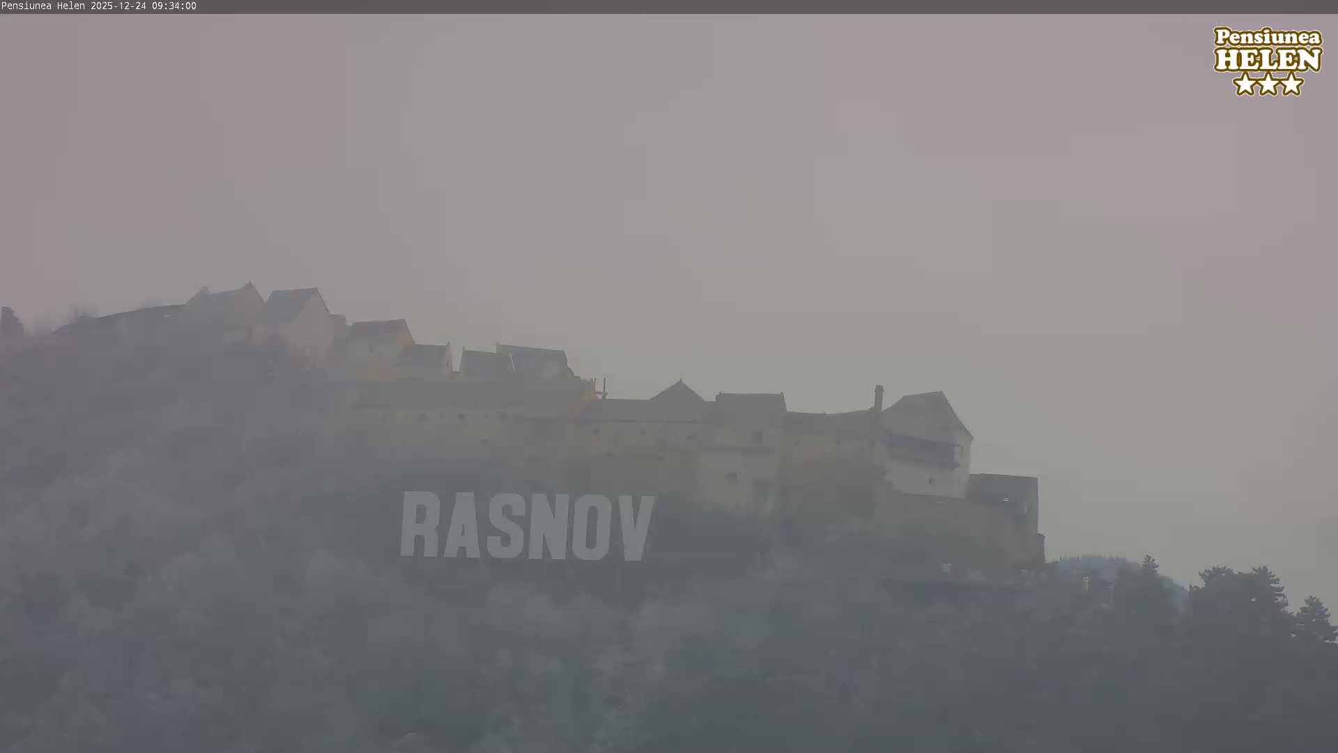 Rasnov Fortress ( Cetetea Râșnov) Live Cam - Râșnov, Braşov, Romania