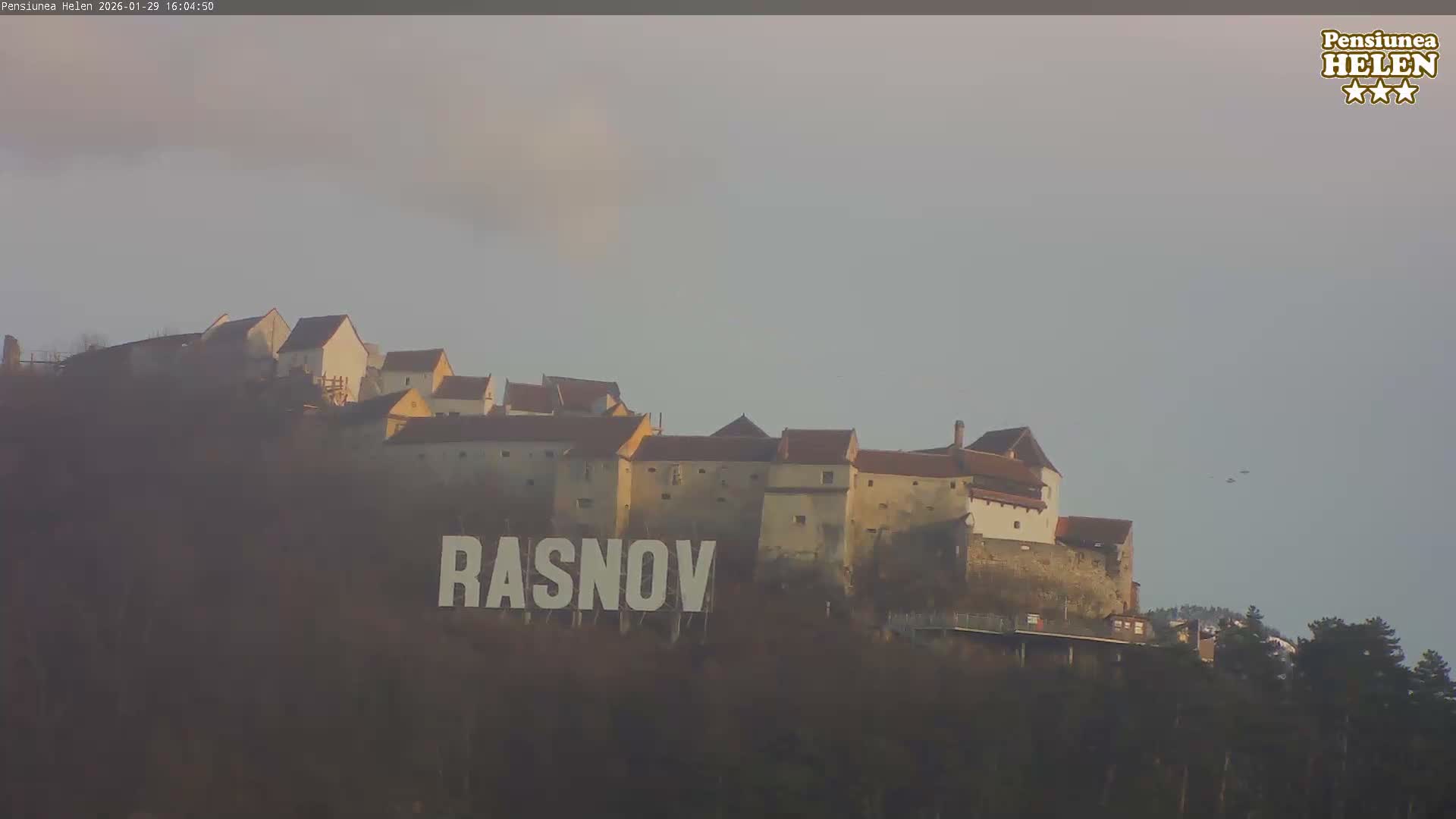 Rasnov Fortress ( Cetetea Râșnov) Live Cam - Râșnov, Braşov, Romania