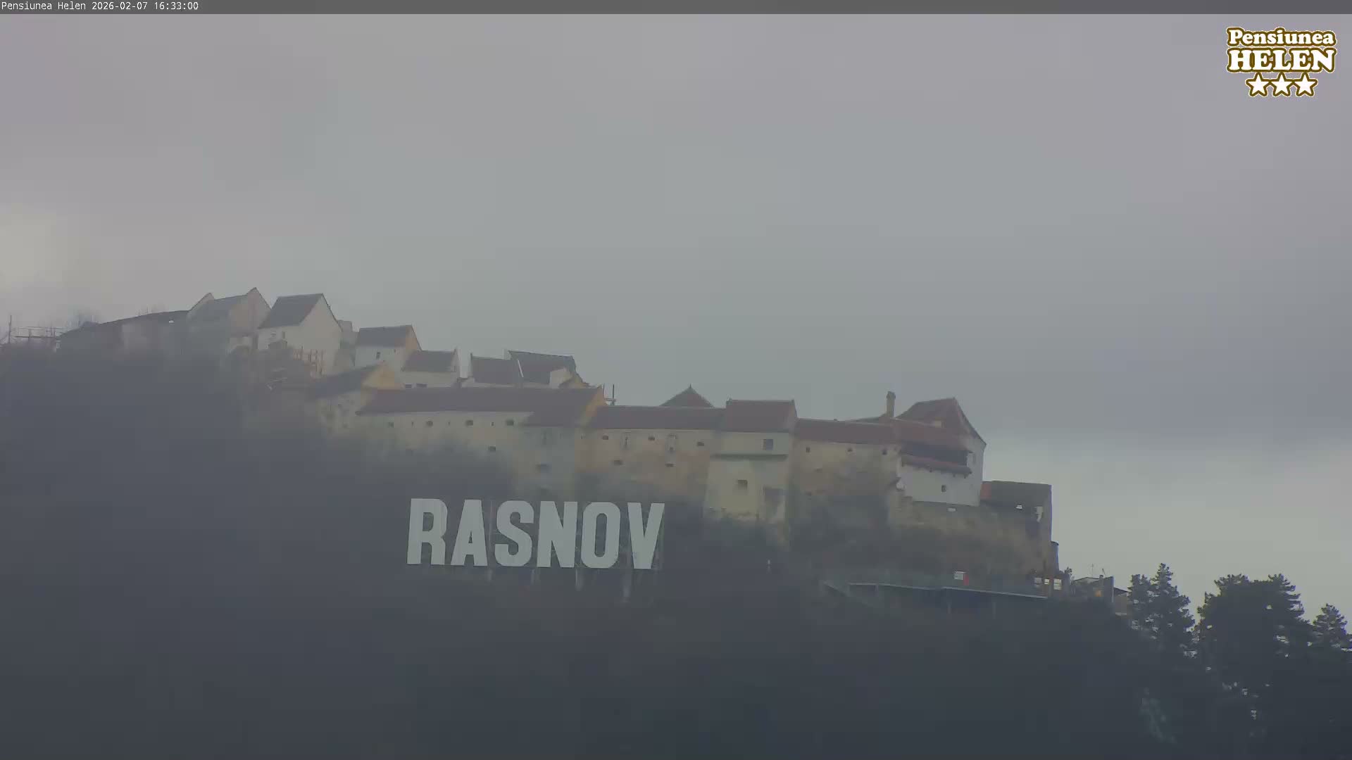 Rasnov Fortress ( Cetetea Râșnov) Live Cam - Râșnov, Braşov, Romania