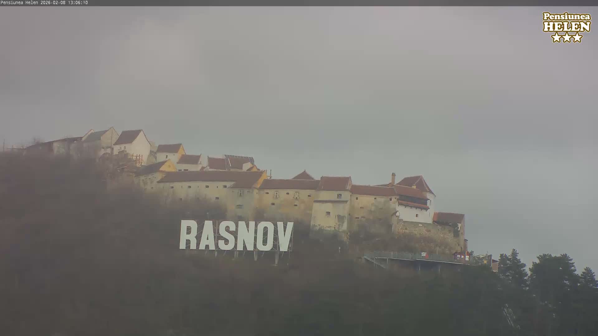 Rasnov Fortress ( Cetetea Râșnov) Live Cam - Râșnov, Braşov, Romania