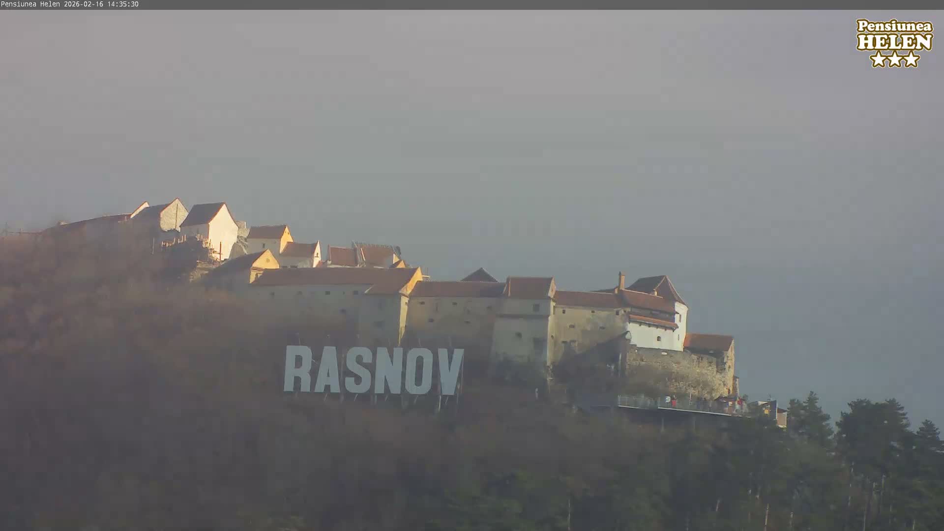 Rasnov Fortress ( Cetetea Râșnov) Live Cam - Râșnov, Braşov, Romania