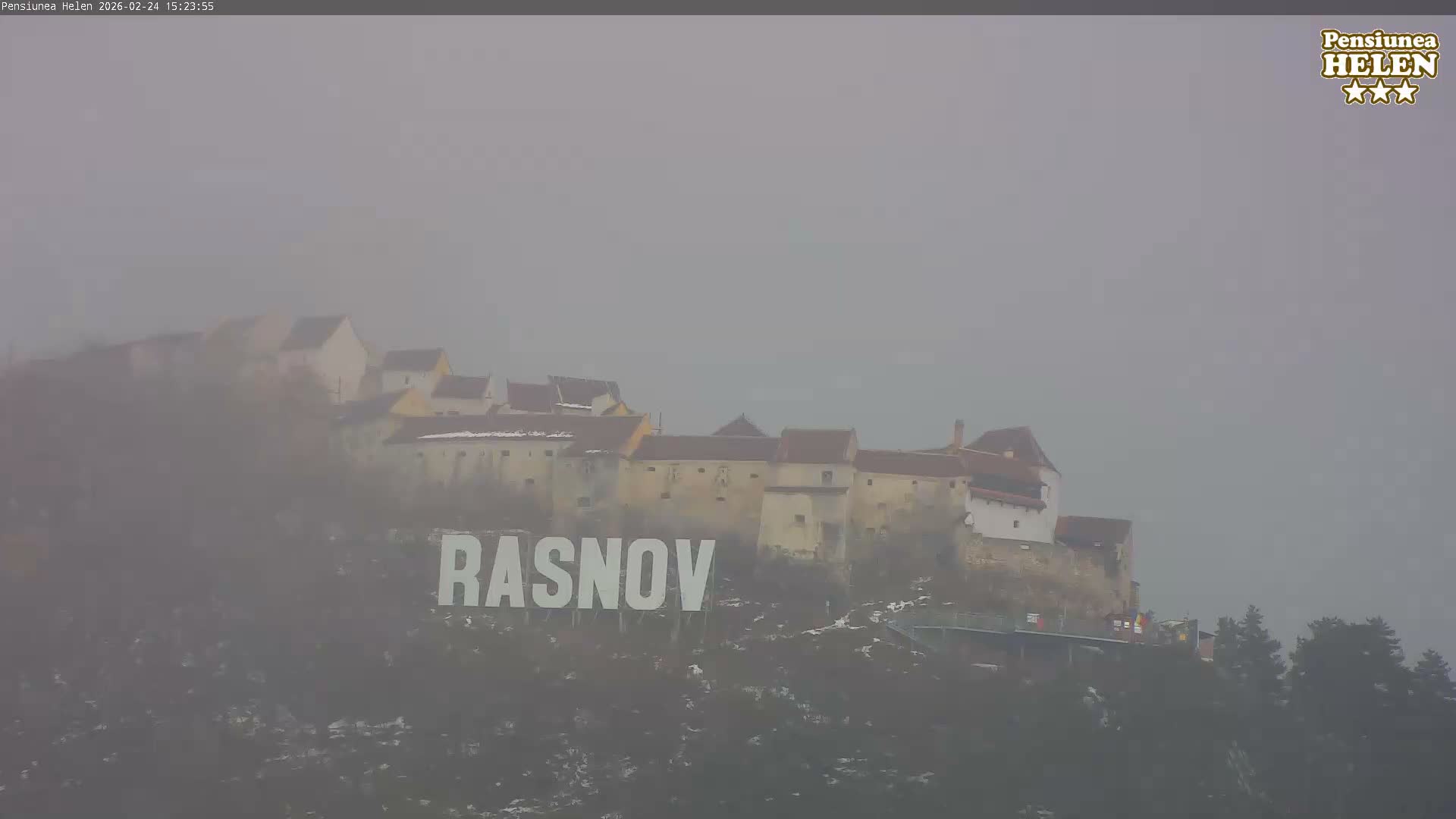 Rasnov Fortress ( Cetetea Râșnov) Live Cam - Râșnov, Braşov, Romania
