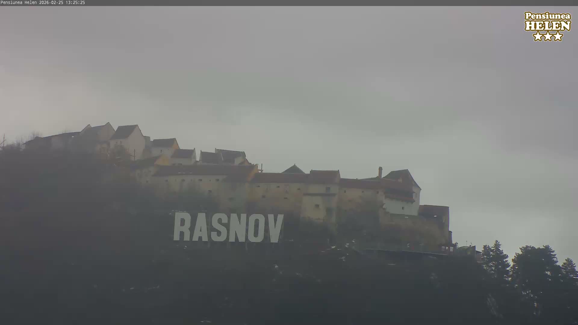 Rasnov Fortress ( Cetetea Râșnov) Live Cam - Râșnov, Braşov, Romania