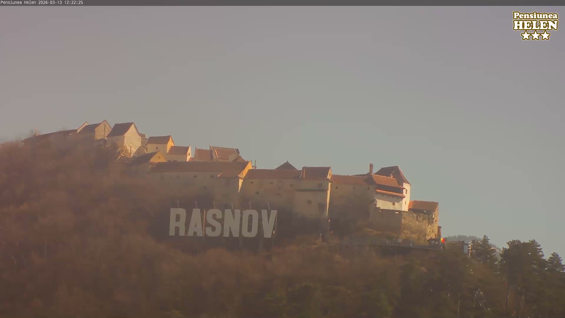 Rasnov Fortress ( Cetetea Râșnov) Live Cam - Râșnov, Braşov, Romania