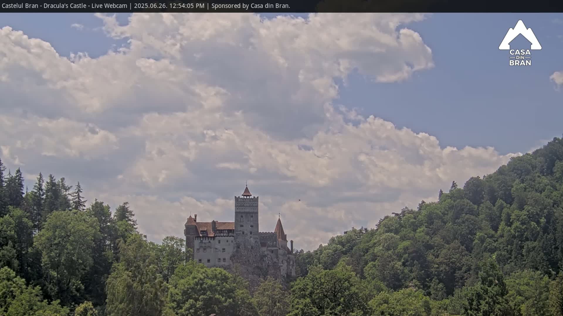 Bran, Dracula's Castle ( Castelul Bran) Live Cam - Bran, Braşov, Romania