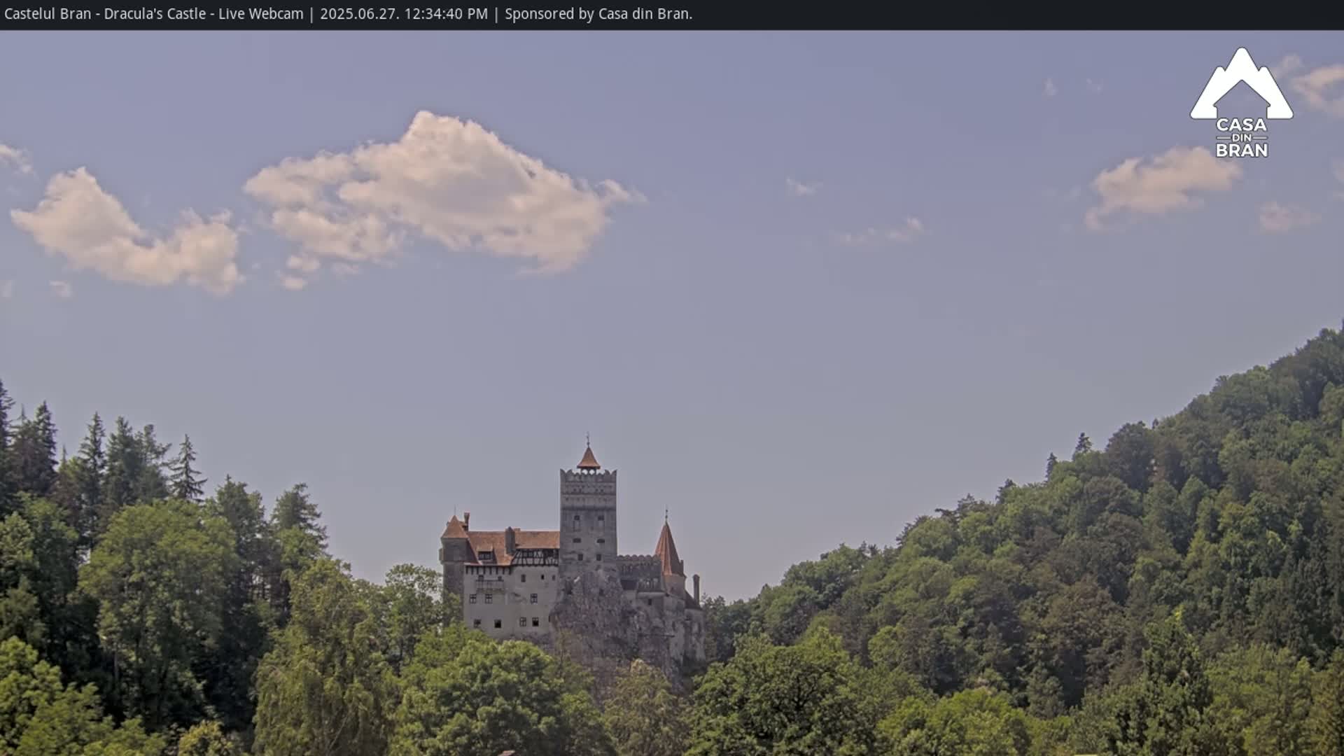 Bran, Dracula's Castle ( Castelul Bran) Live Cam - Bran, Braşov, Romania
