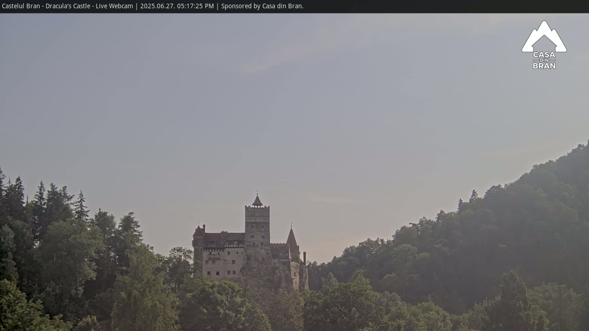 Bran, Dracula's Castle ( Castelul Bran) Live Cam - Bran, Braşov, Romania
