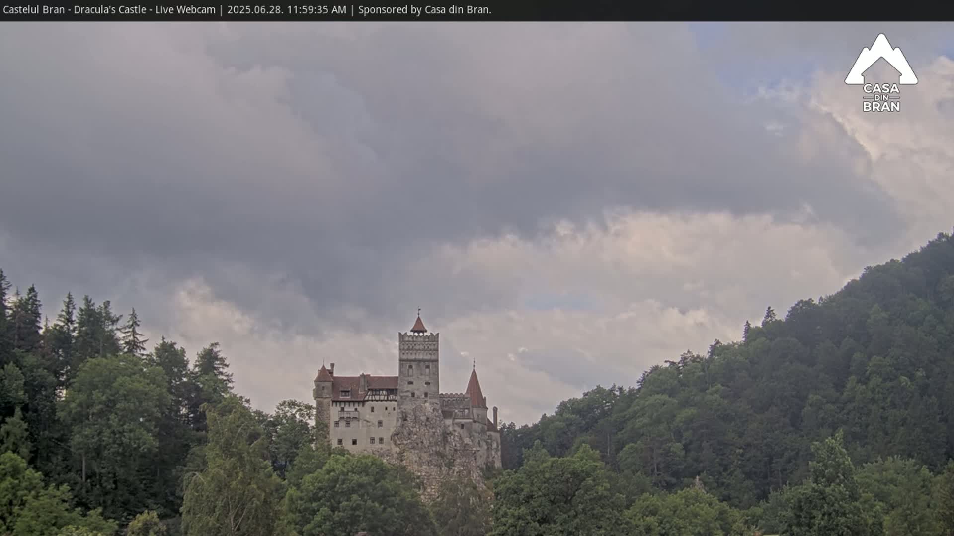 Bran, Dracula's Castle ( Castelul Bran) Live Cam - Bran, Braşov, Romania