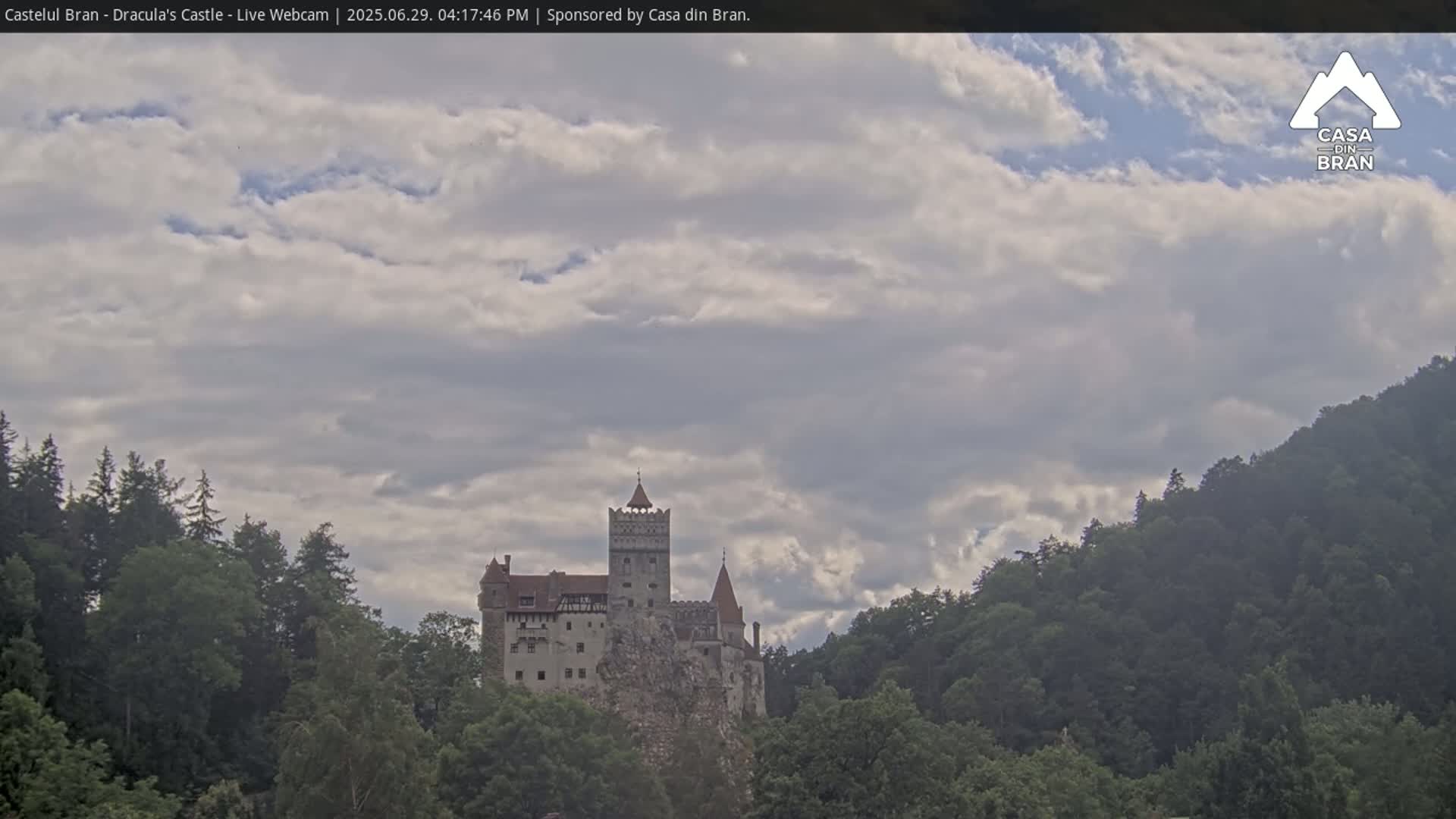 Bran, Dracula's Castle ( Castelul Bran) Live Cam - Bran, Braşov, Romania