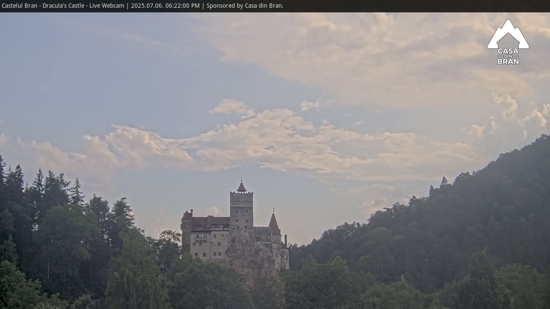 Bran, Dracula's Castle ( Castelul Bran) Live Cam - Bran, Braşov, Romania