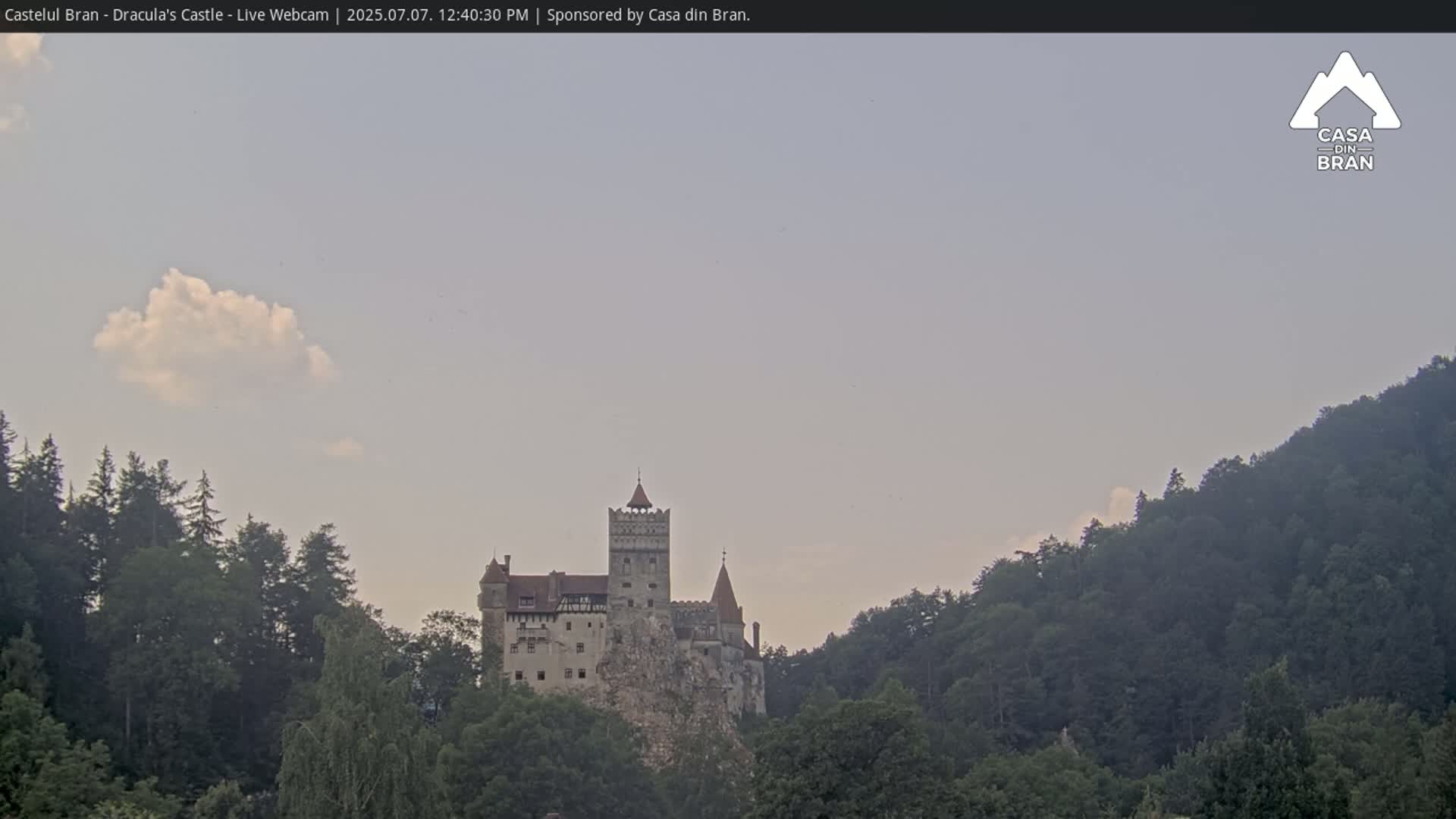 Bran, Dracula's Castle ( Castelul Bran) Live Cam - Bran, Braşov, Romania