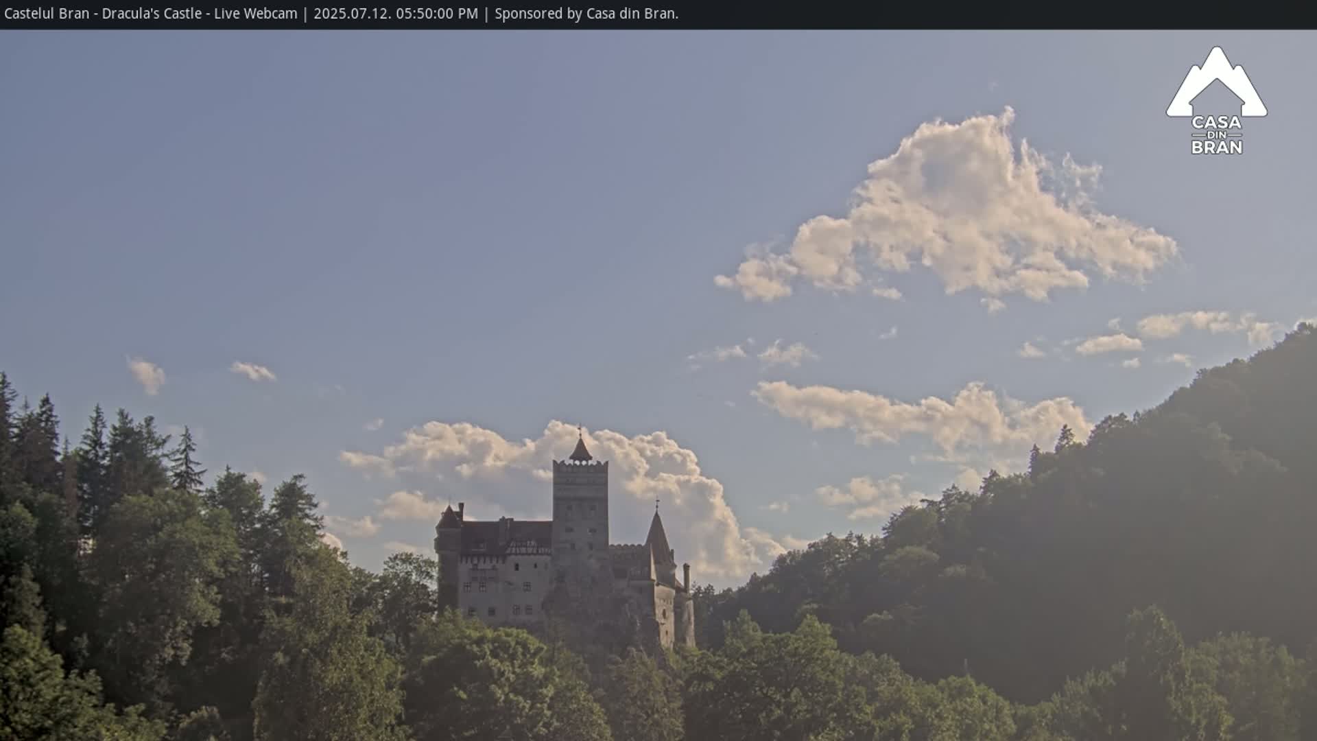 Bran, Dracula's Castle ( Castelul Bran) Live Cam - Bran, Braşov, Romania