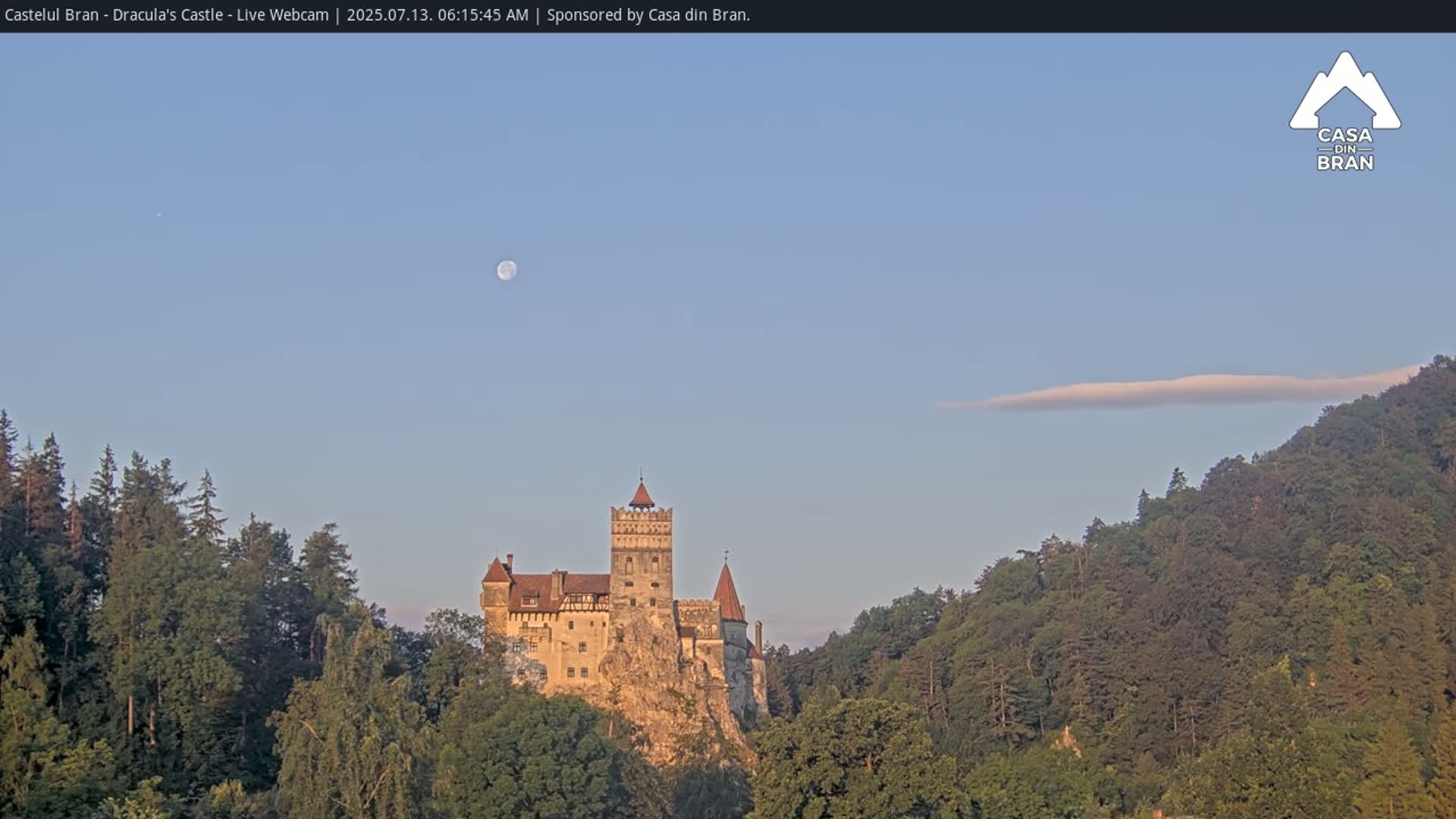 Bran, Dracula's Castle ( Castelul Bran) Live Cam - Bran, Braşov, Romania