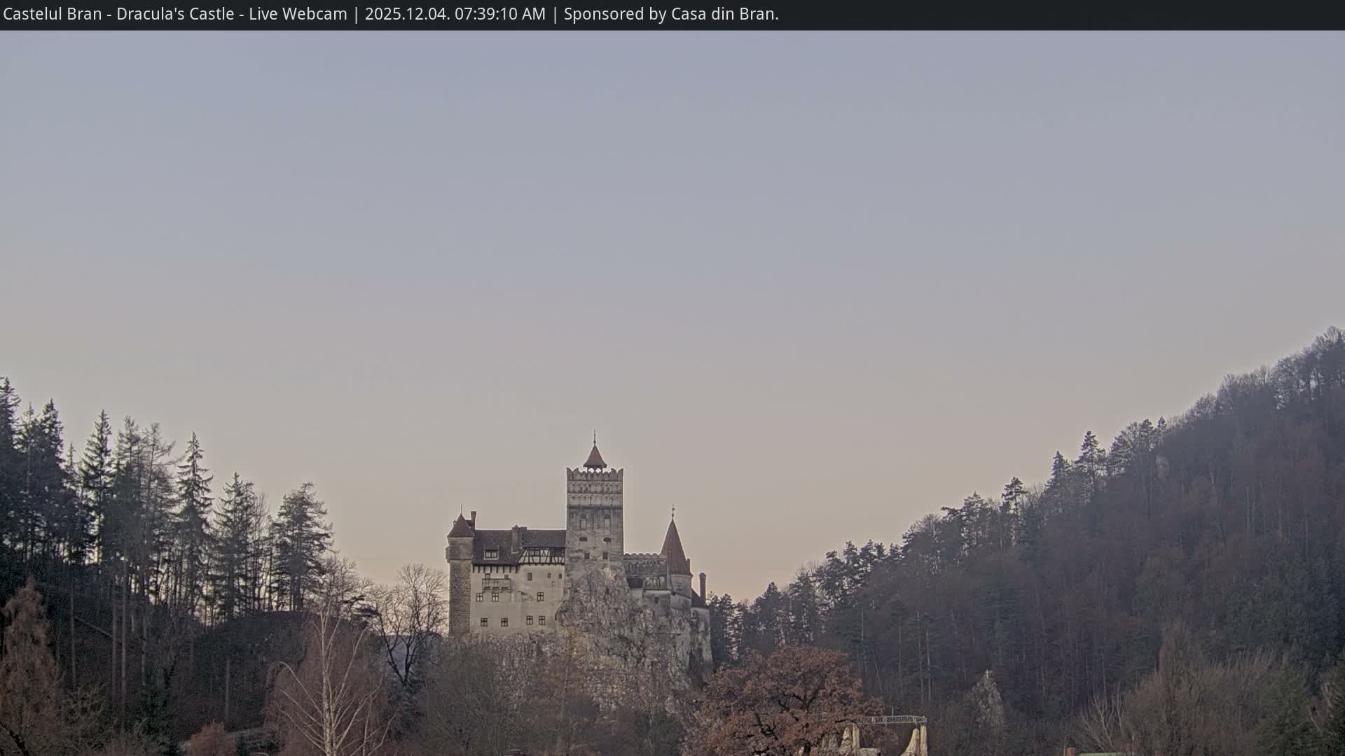 Bran, Dracula's Castle ( Castelul Bran) Live Cam - Bran, Braşov, Romania