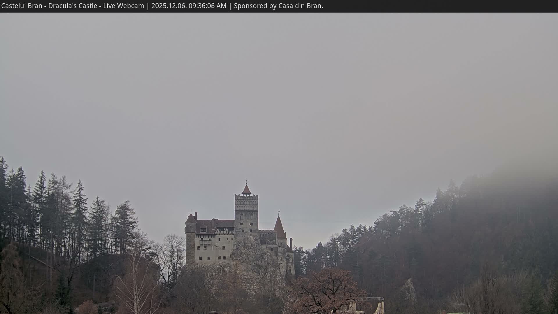 Bran, Dracula's Castle ( Castelul Bran) Live Cam - Bran, Braşov, Romania
