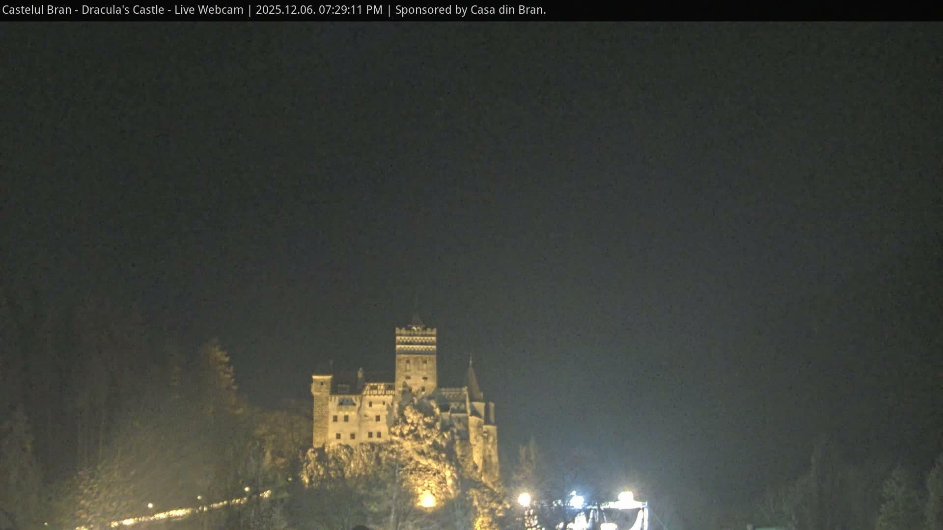 Bran, Dracula's Castle ( Castelul Bran) Live Cam - Bran, Braşov, Romania