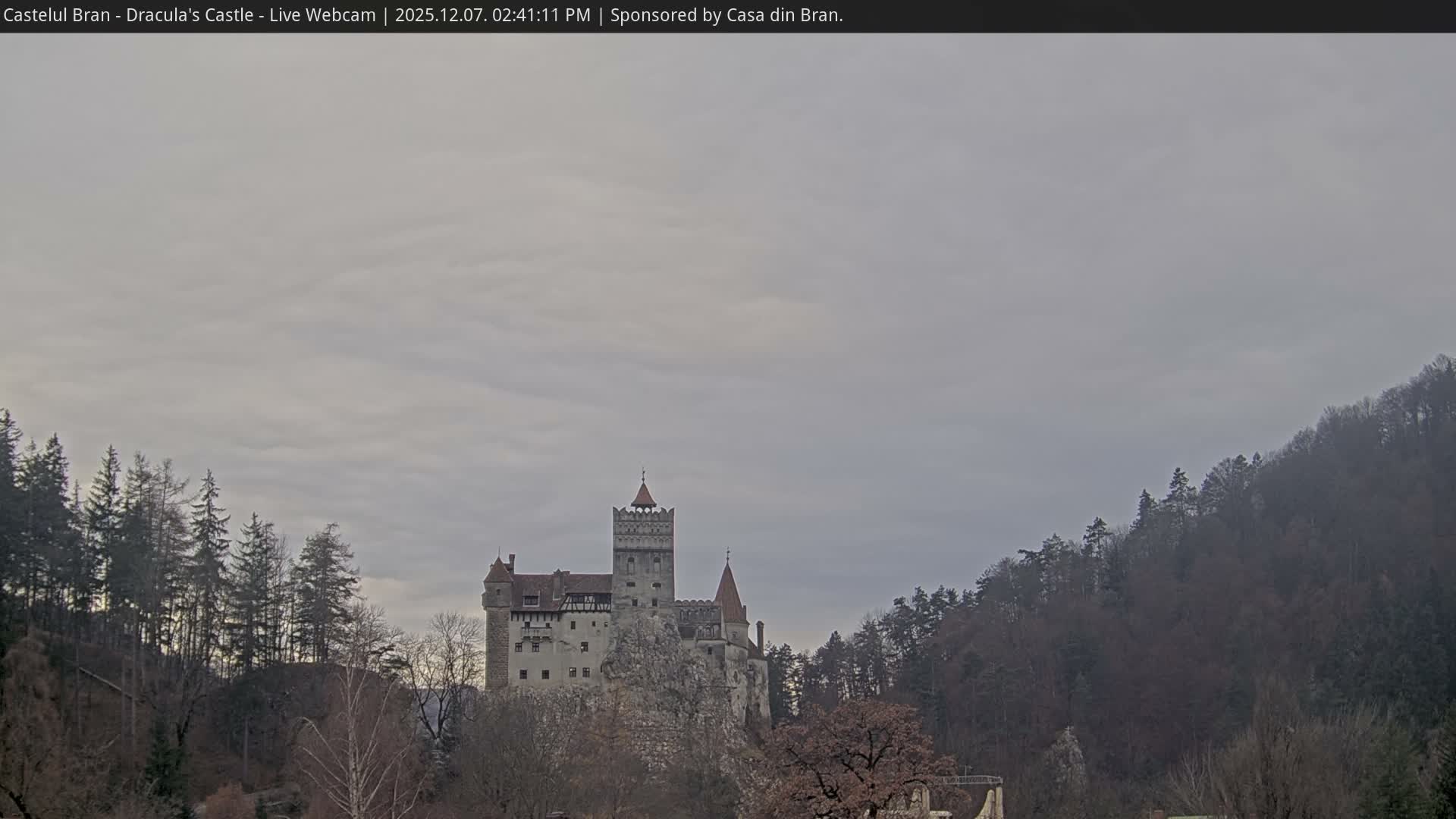 Bran, Dracula's Castle ( Castelul Bran) Live Cam - Bran, Braşov, Romania