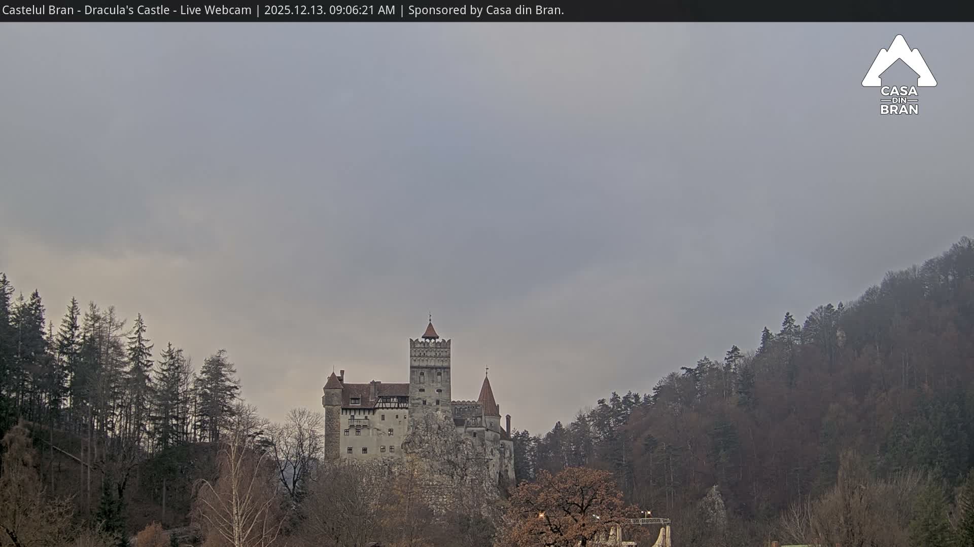 Bran, Dracula's Castle ( Castelul Bran) Live Cam - Bran, Braşov, Romania