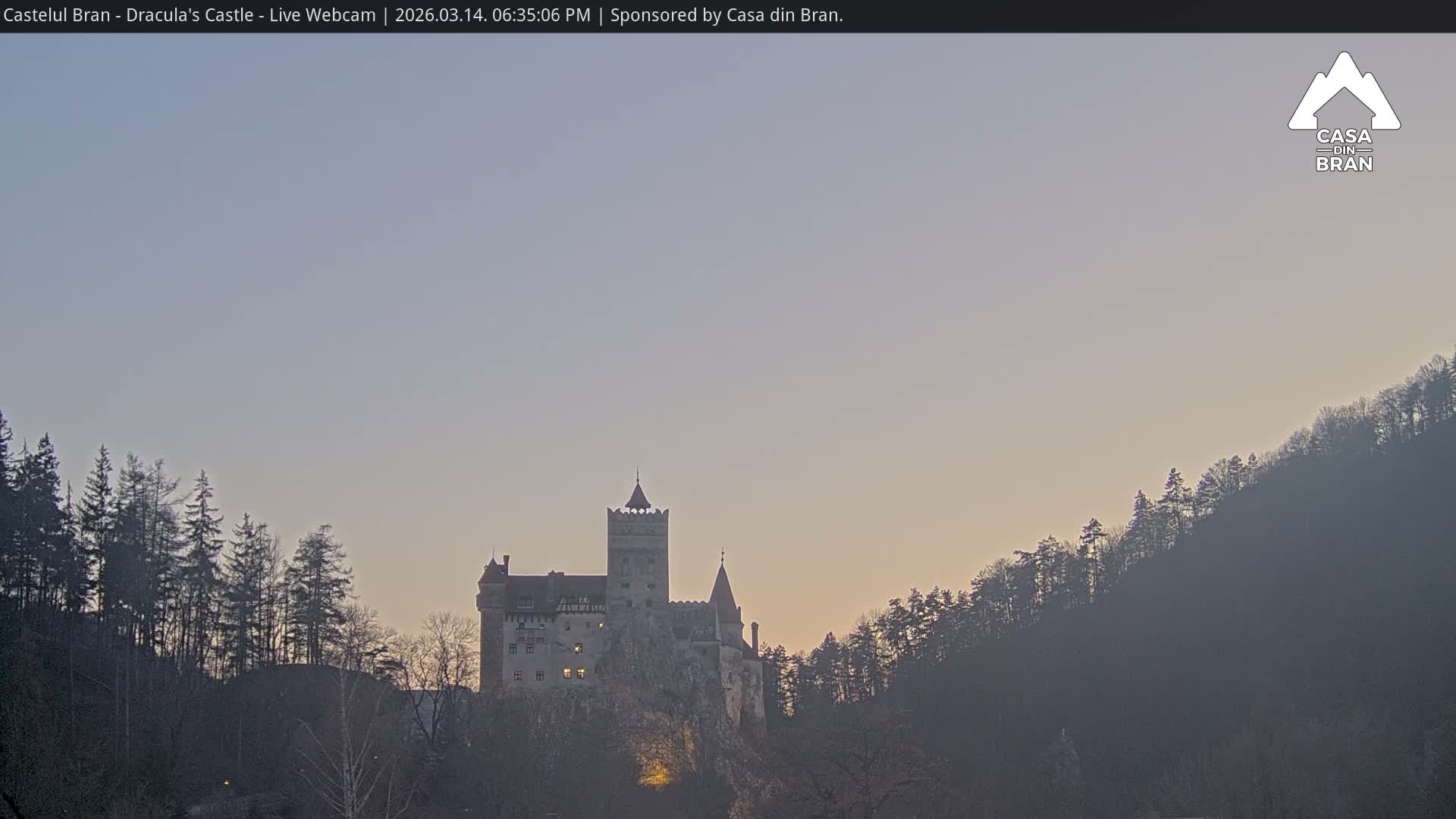 Bran, Dracula's Castle ( Castelul Bran) Live Cam - Bran, Braşov, Romania