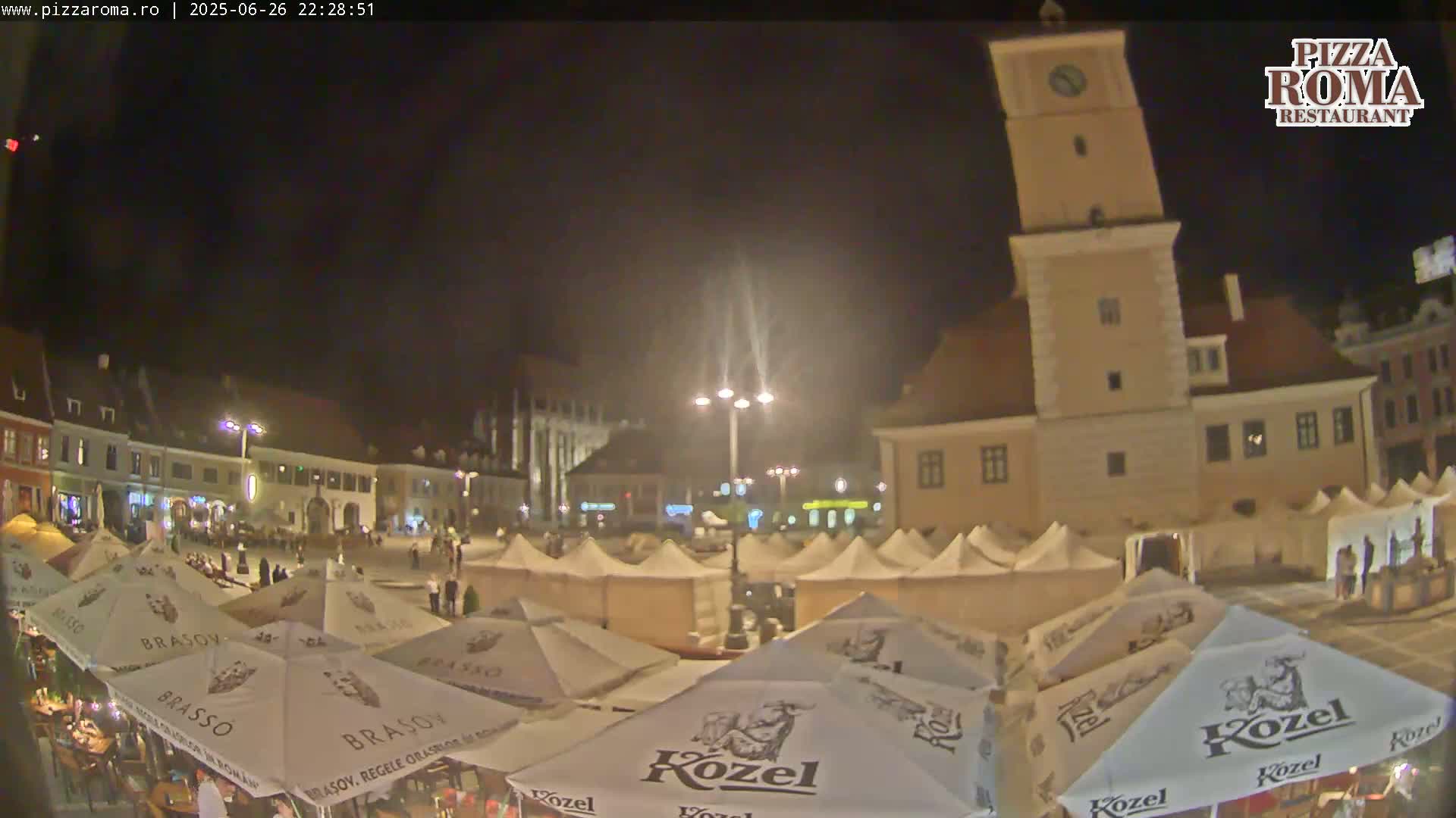 Brasov, Town / Council Square Piata Sfatului Live Cam - Centrul Vechi, Braşov, Romania