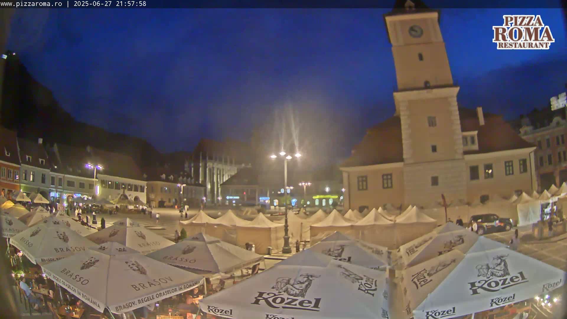Brasov, Town / Council Square Piata Sfatului Live Cam - Centrul Vechi, Braşov, Romania