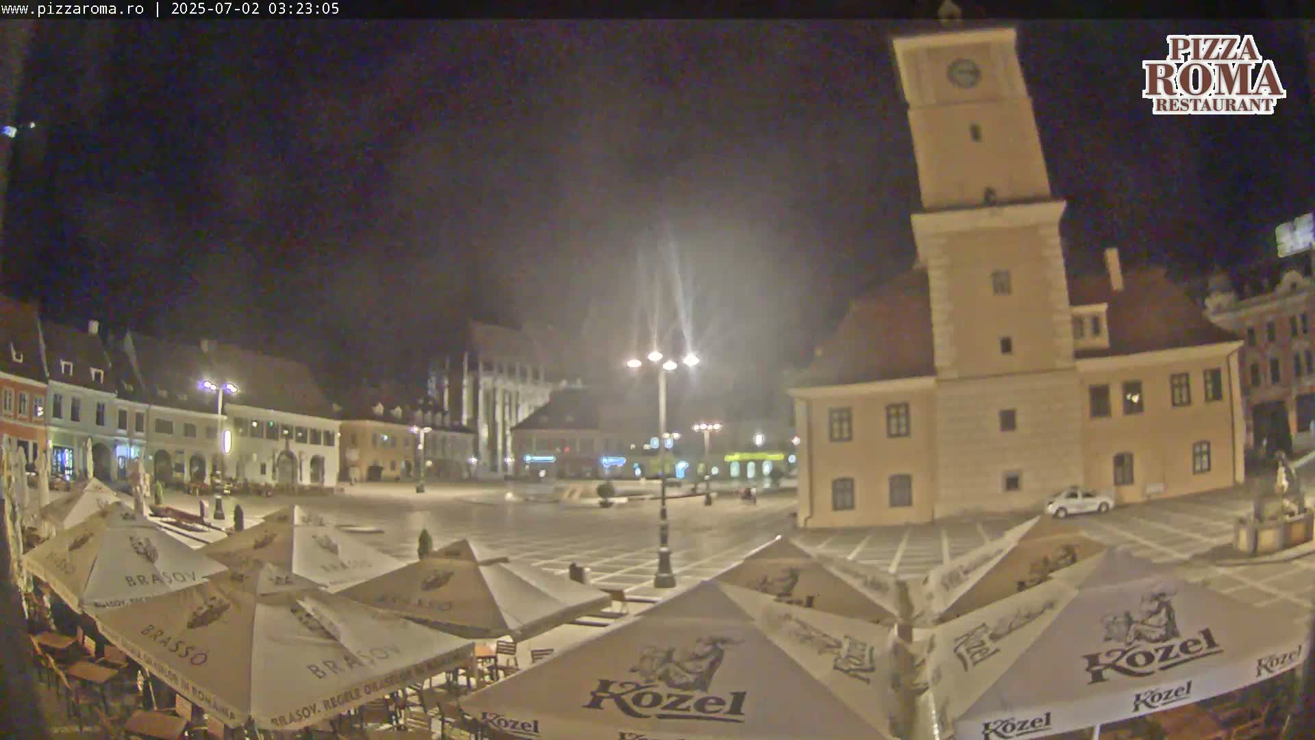 Brasov, Town / Council Square Piata Sfatului Live Cam - Centrul Vechi, Braşov, Romania
