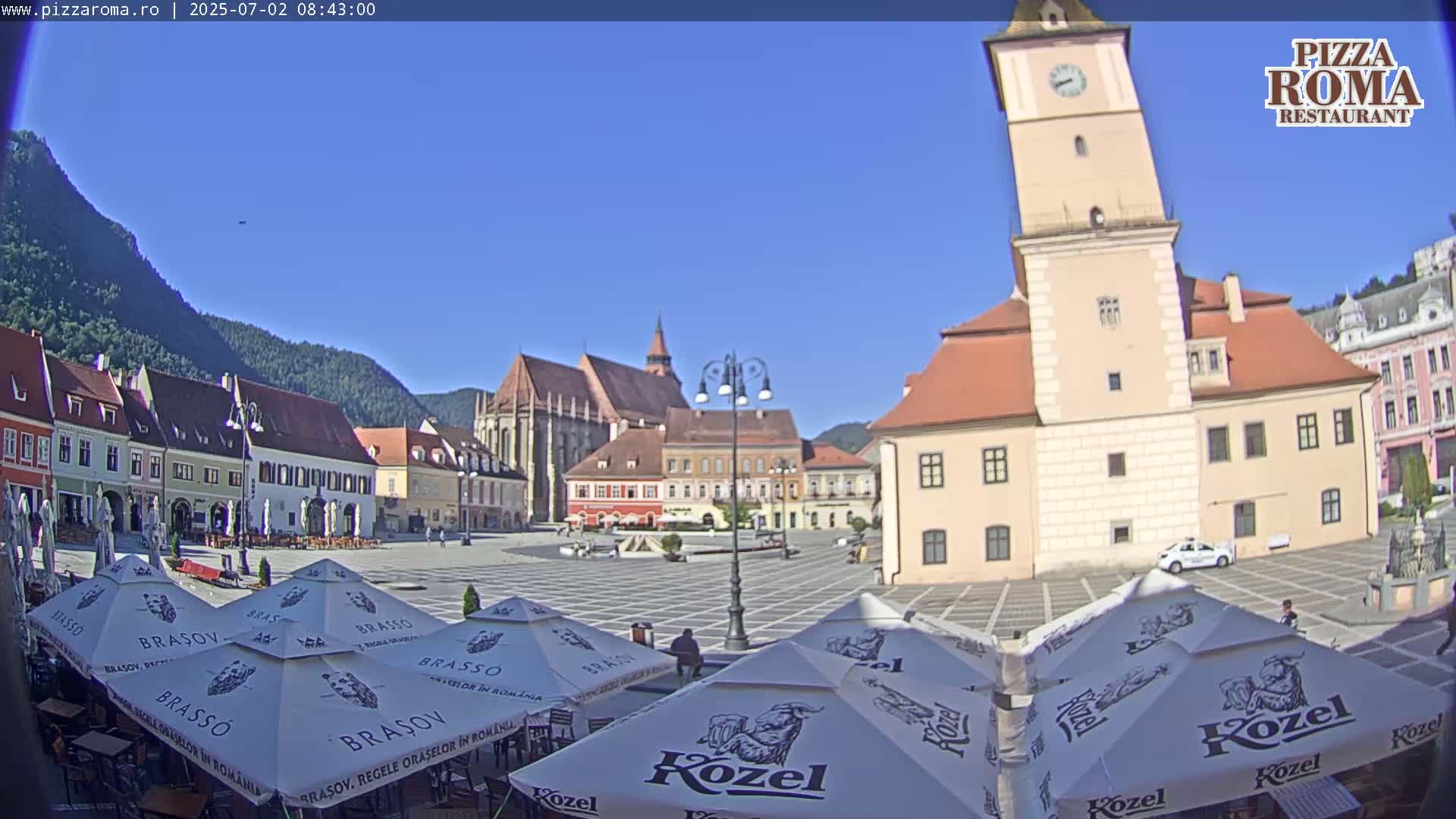 Brasov, Town / Council Square Piata Sfatului Live Cam - Centrul Vechi, Braşov, Romania