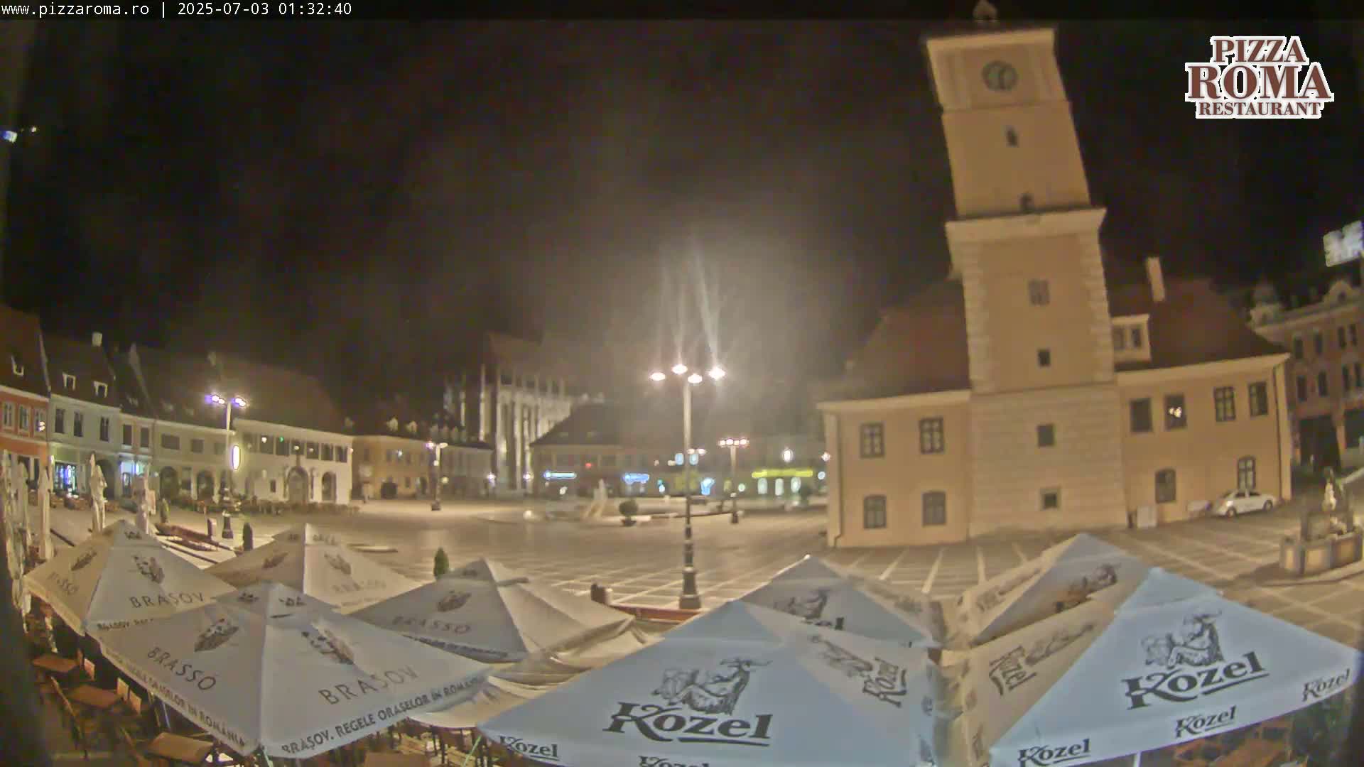 Brasov, Town / Council Square Piata Sfatului Live Cam - Centrul Vechi, Braşov, Romania