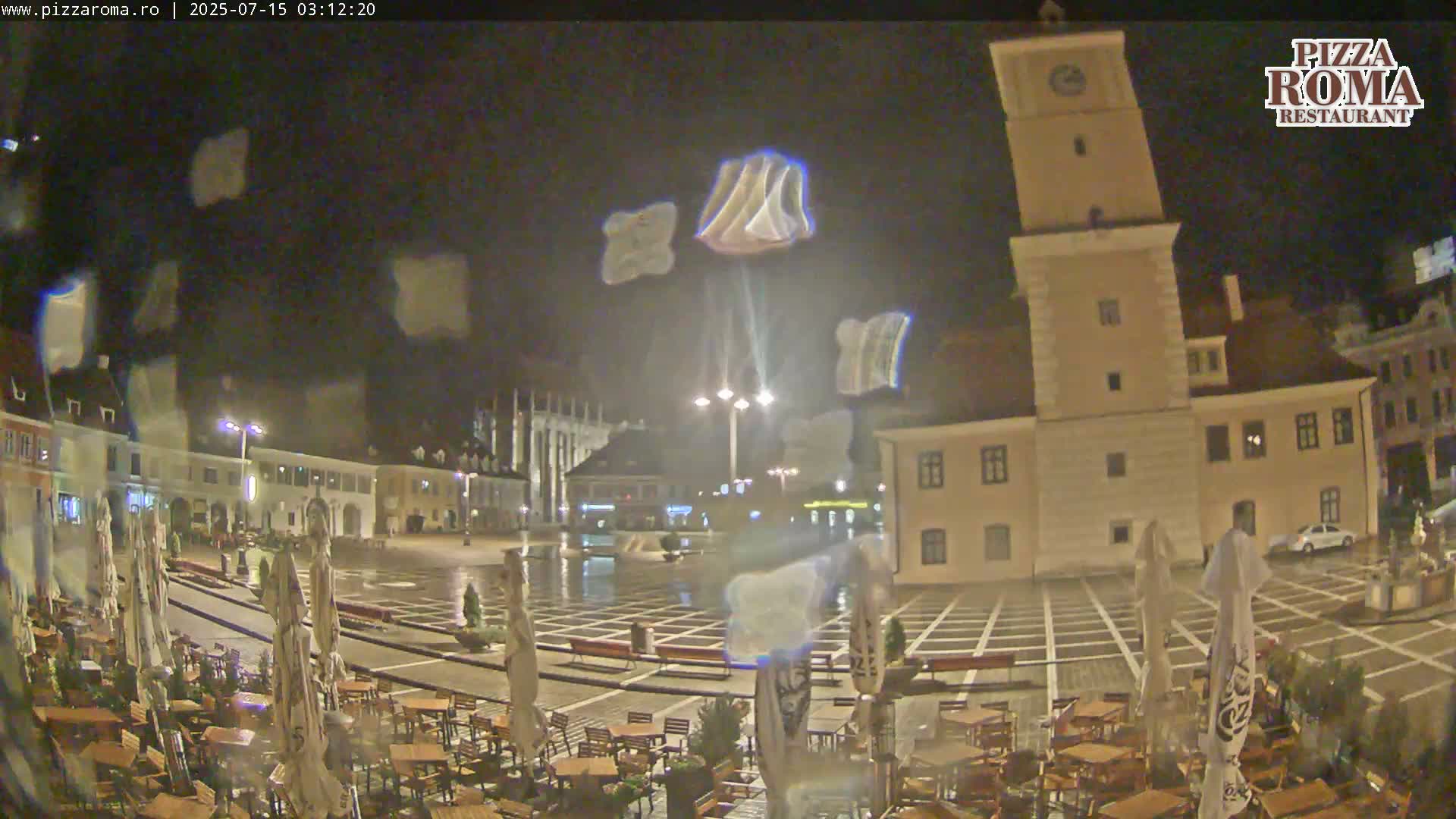 Brasov, Town / Council Square Piata Sfatului Live Cam - Centrul Vechi, Braşov, Romania