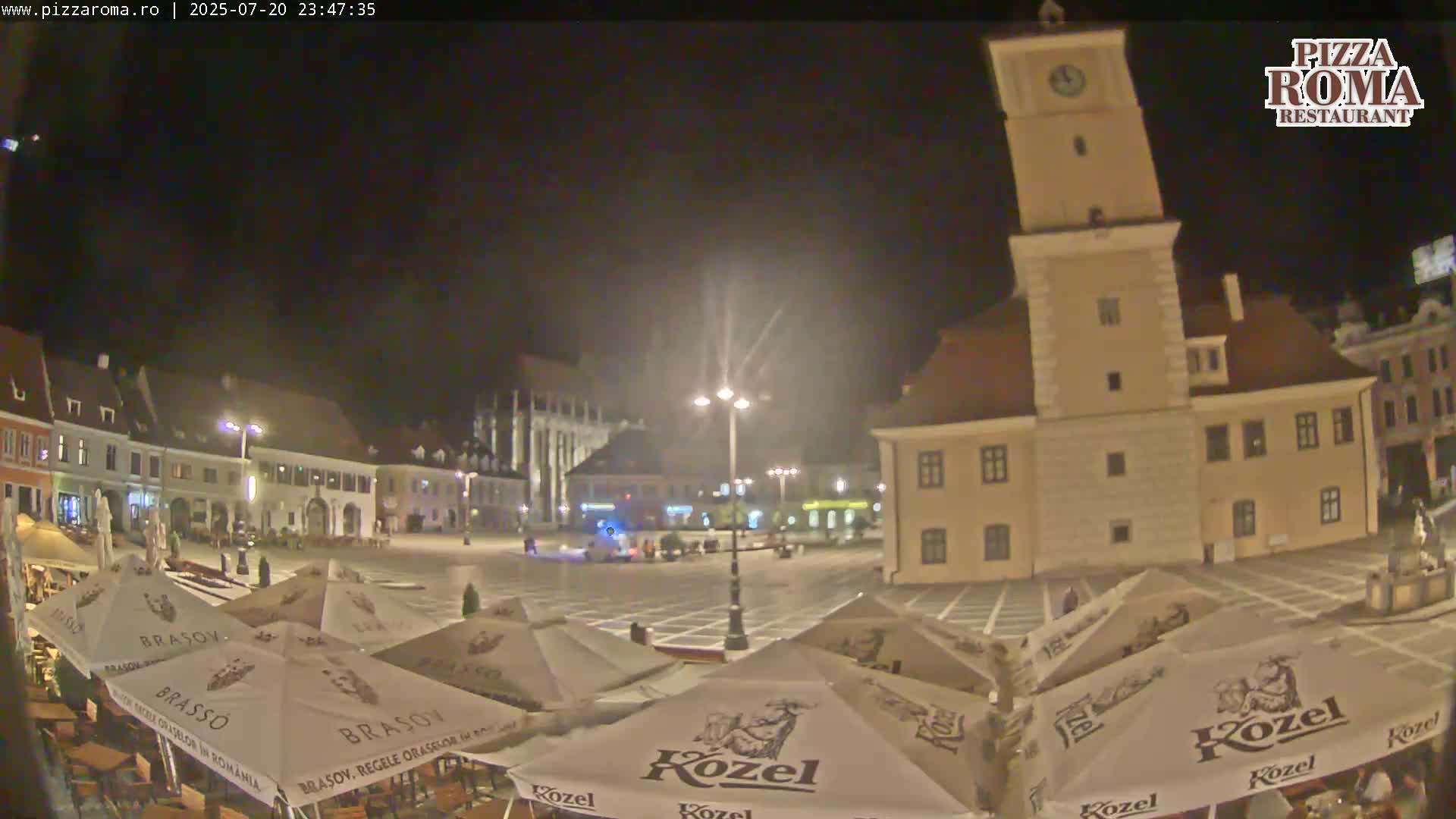 Brasov, Town / Council Square Piata Sfatului Live Cam - Centrul Vechi, Braşov, Romania