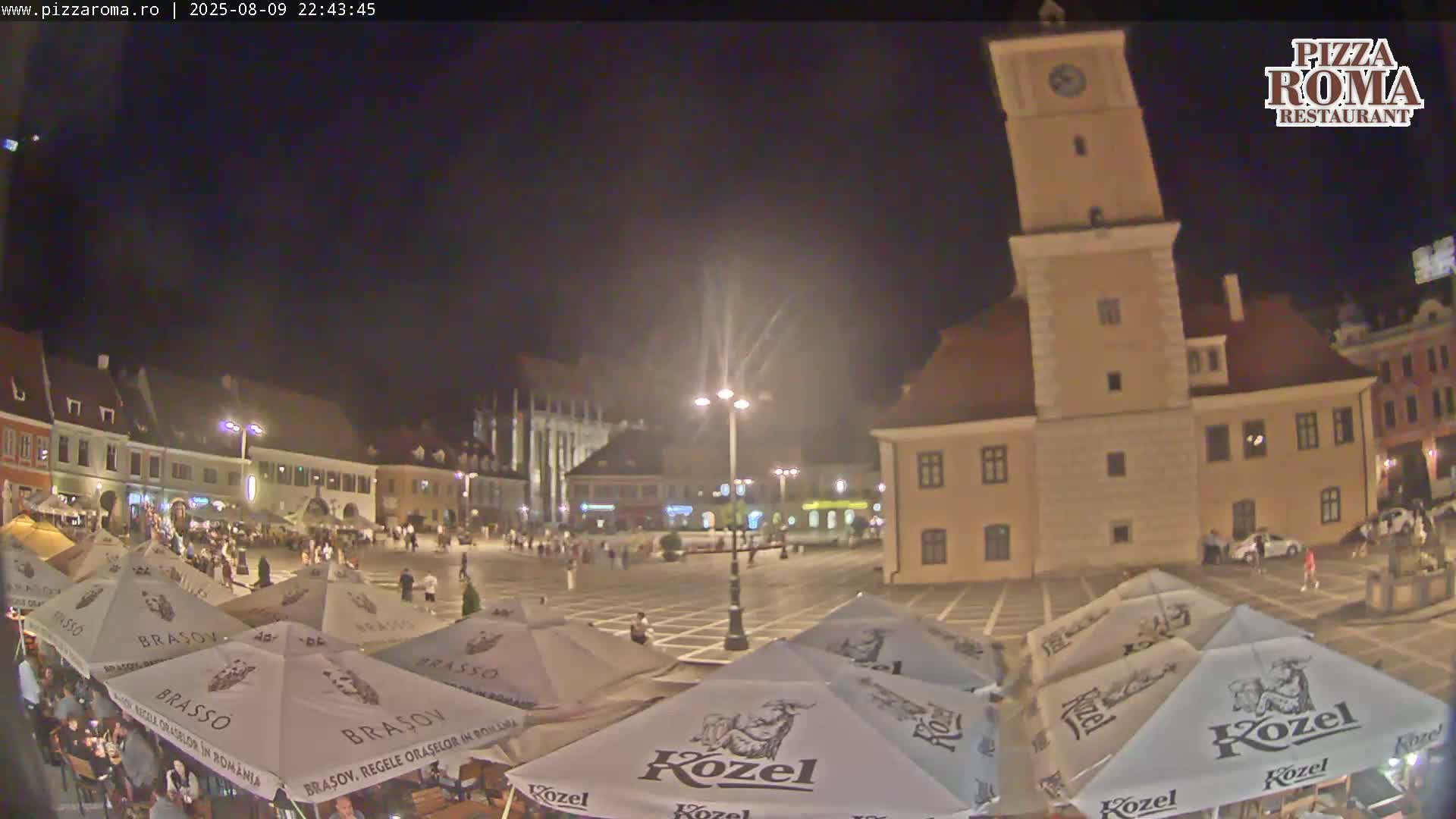 Brasov, Town / Council Square Piata Sfatului Live Cam - Centrul Vechi, Braşov, Romania