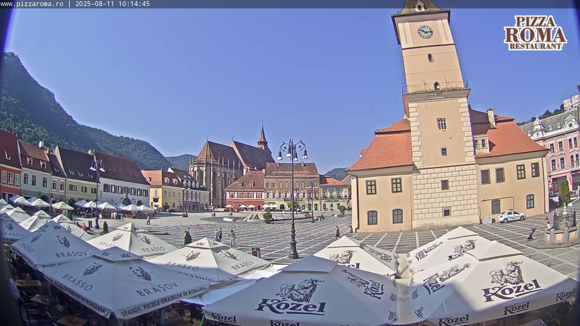 Brasov, Town / Council Square Piata Sfatului Live Cam - Centrul Vechi, Braşov, Romania