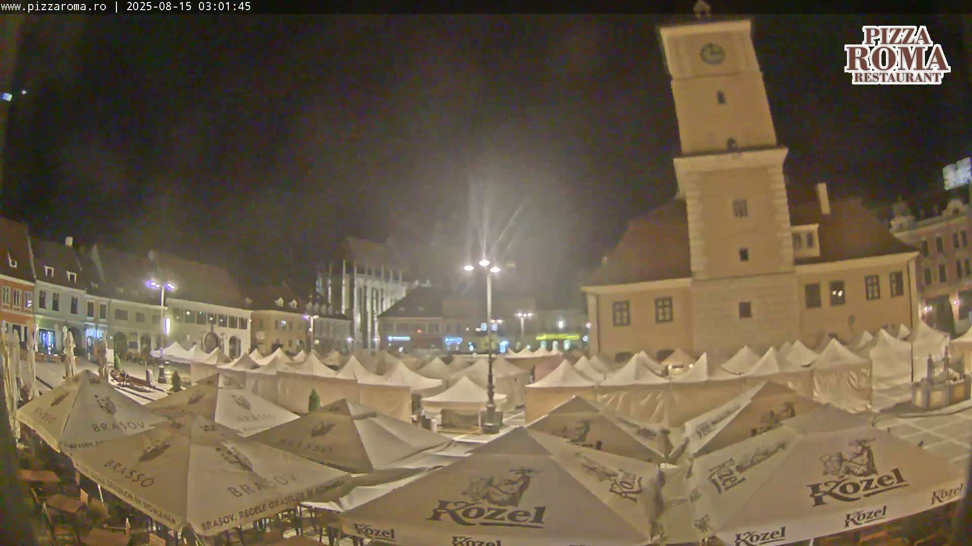 Brasov, Town / Council Square Piata Sfatului Live Cam - Centrul Vechi, Braşov, Romania