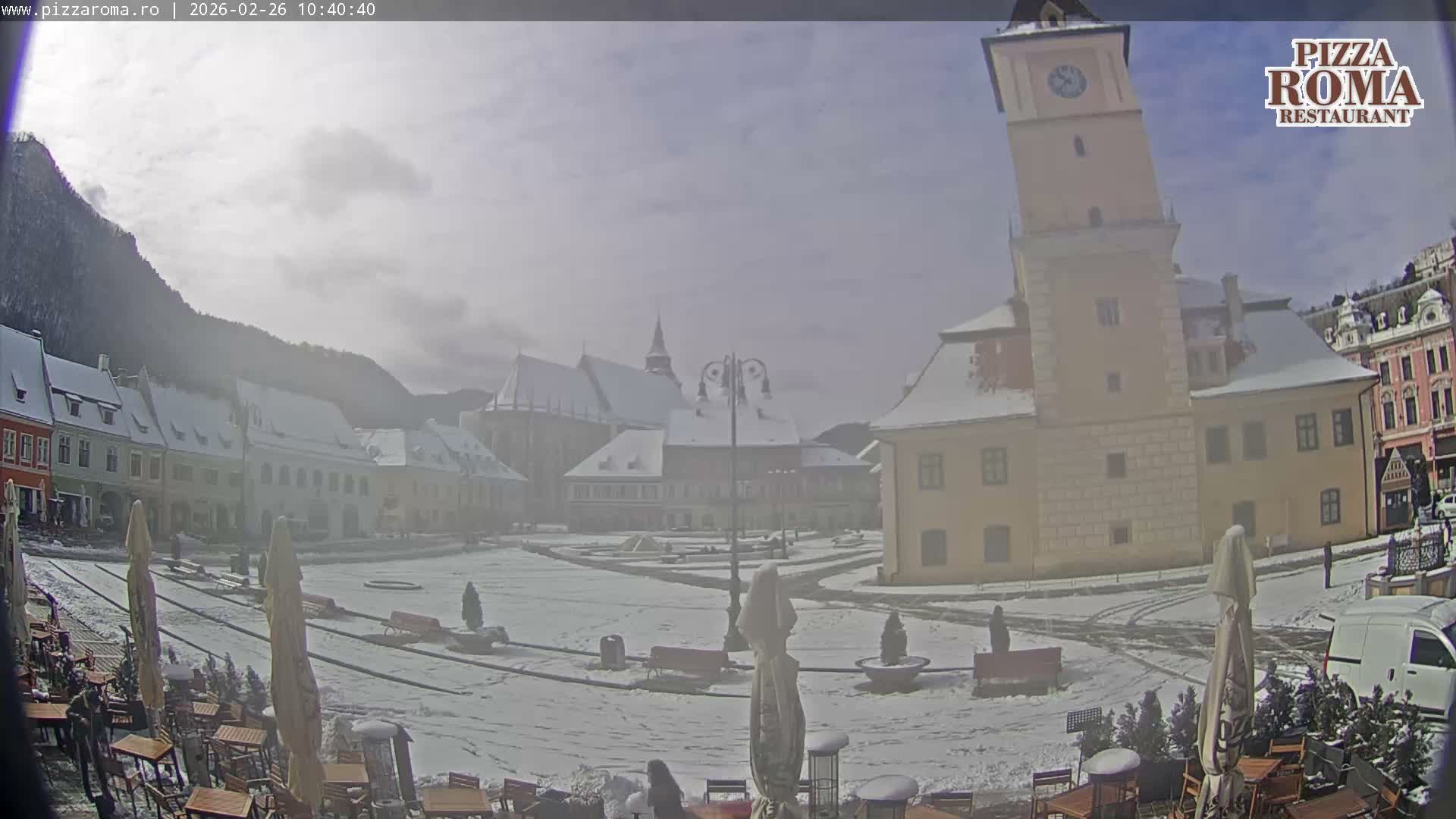 Brasov, Town / Council Square Piata Sfatului Live Cam - Centrul Vechi, Braşov, Romania