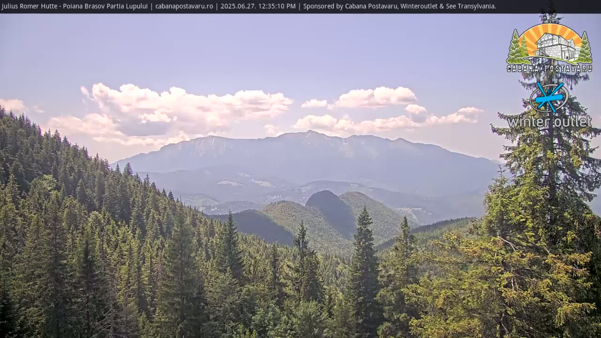 Rasnovei Plain View  from Julius Römer Hütte  Poiana Brasov Live Cam - Poiana Brasov, Braşov, Romania