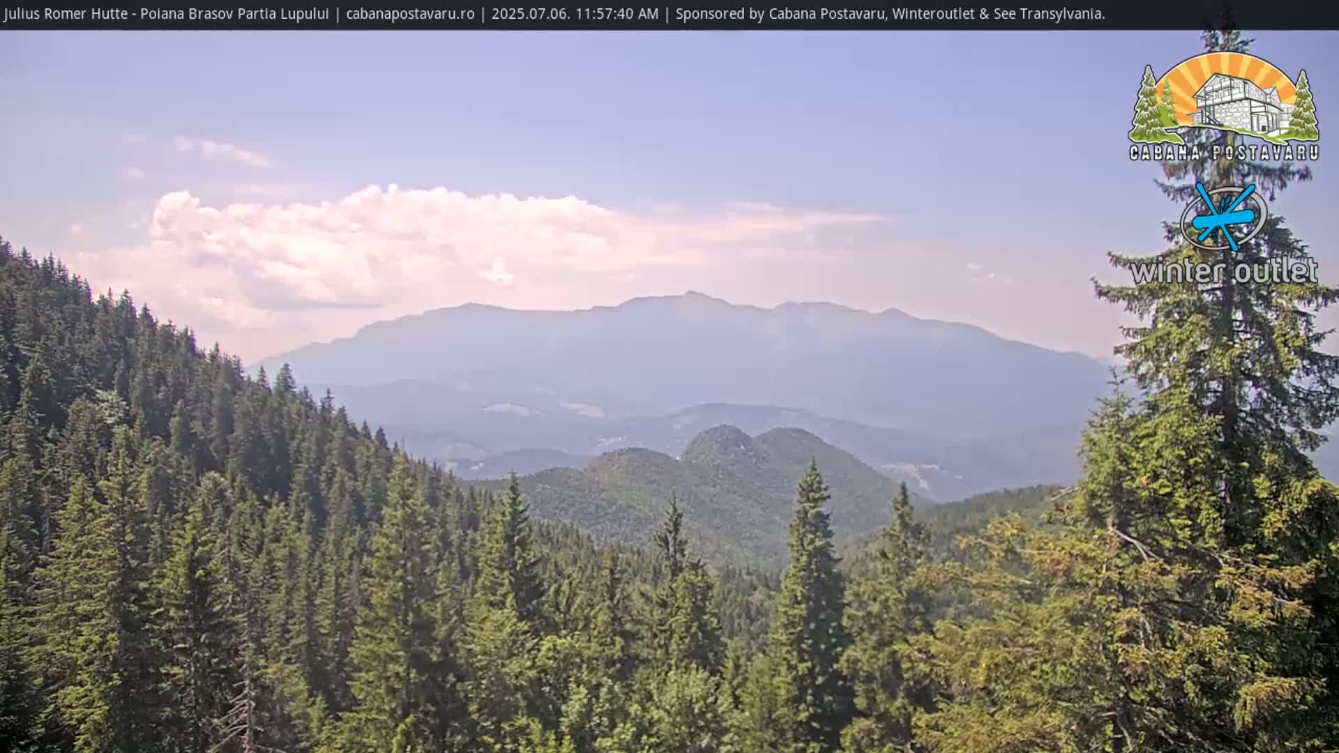 Rasnovei Plain View  from Julius Römer Hütte  Poiana Brasov Live Cam - Poiana Brasov, Braşov, Romania