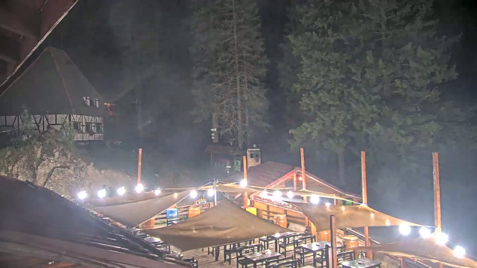 Rasnovei Plain View  from Julius Römer Hütte  Poiana Brasov Live Cam - Poiana Brasov, Braşov, Romania