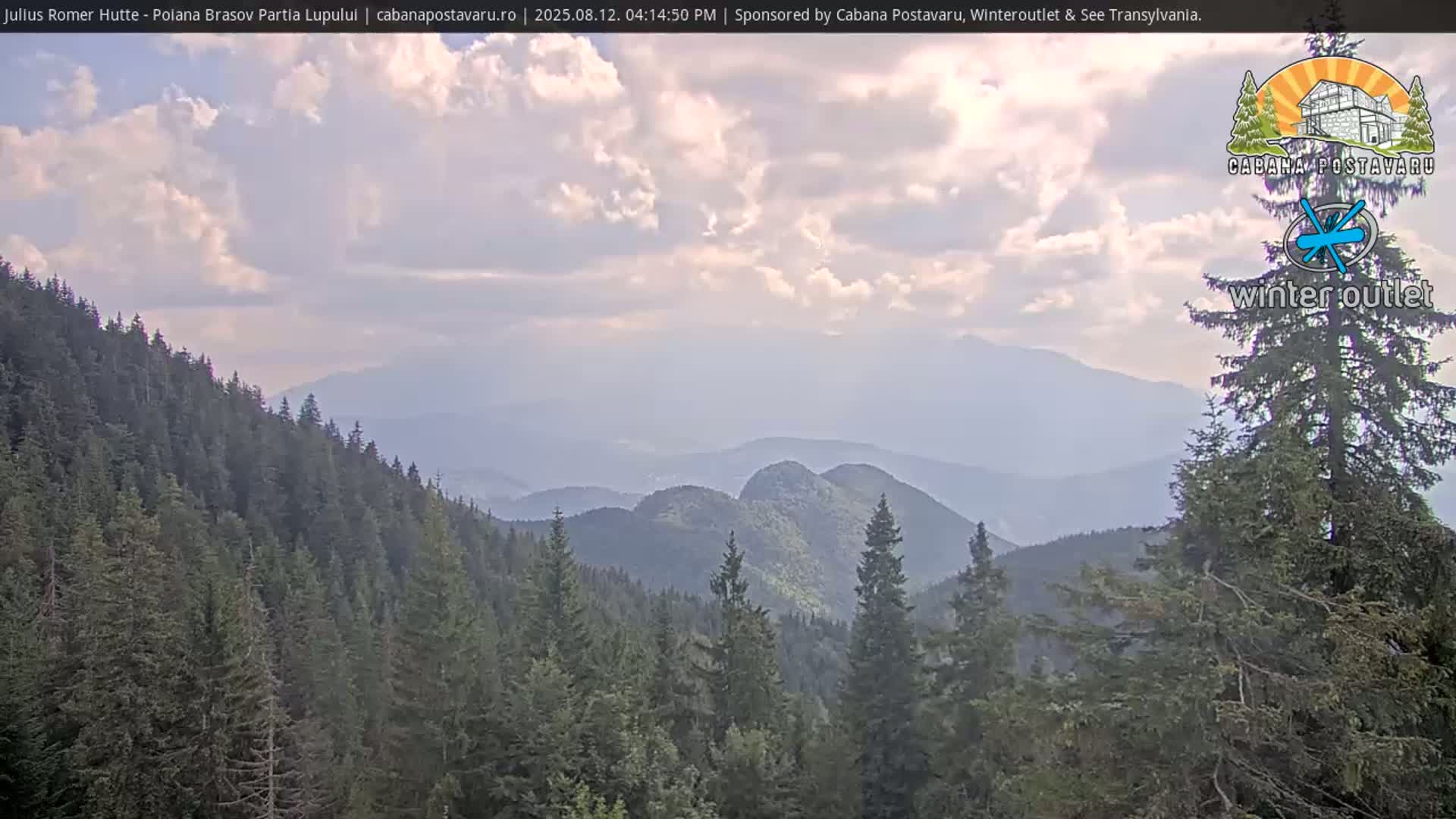 Rasnovei Plain View  from Julius Römer Hütte  Poiana Brasov Live Cam - Poiana Brasov, Braşov, Romania