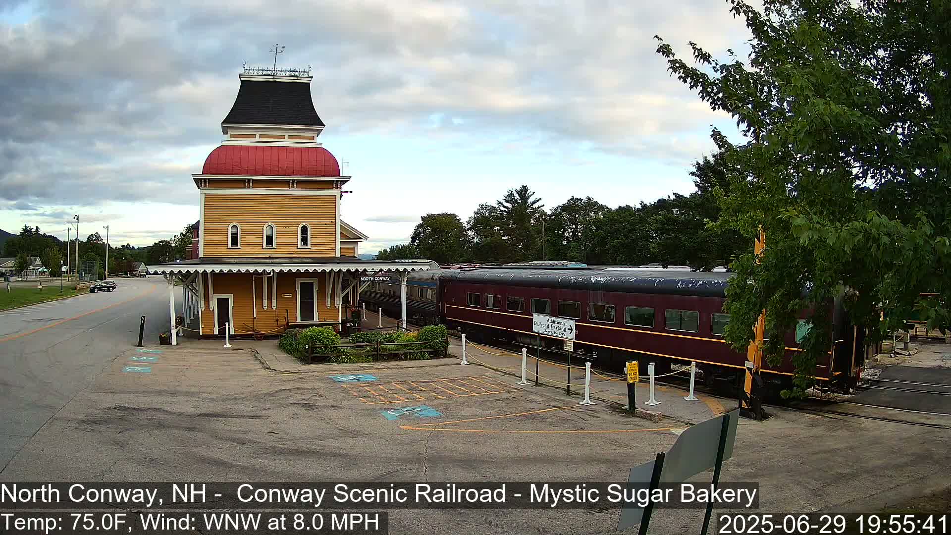 North  Conway, Conway Scenic Railroad Station Live Cam - Conway, Carroll, New Hampshire, USA