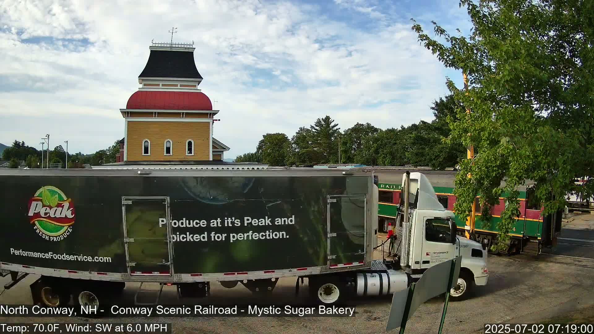 North  Conway, Conway Scenic Railroad Station Live Cam - Conway, Carroll, New Hampshire, USA