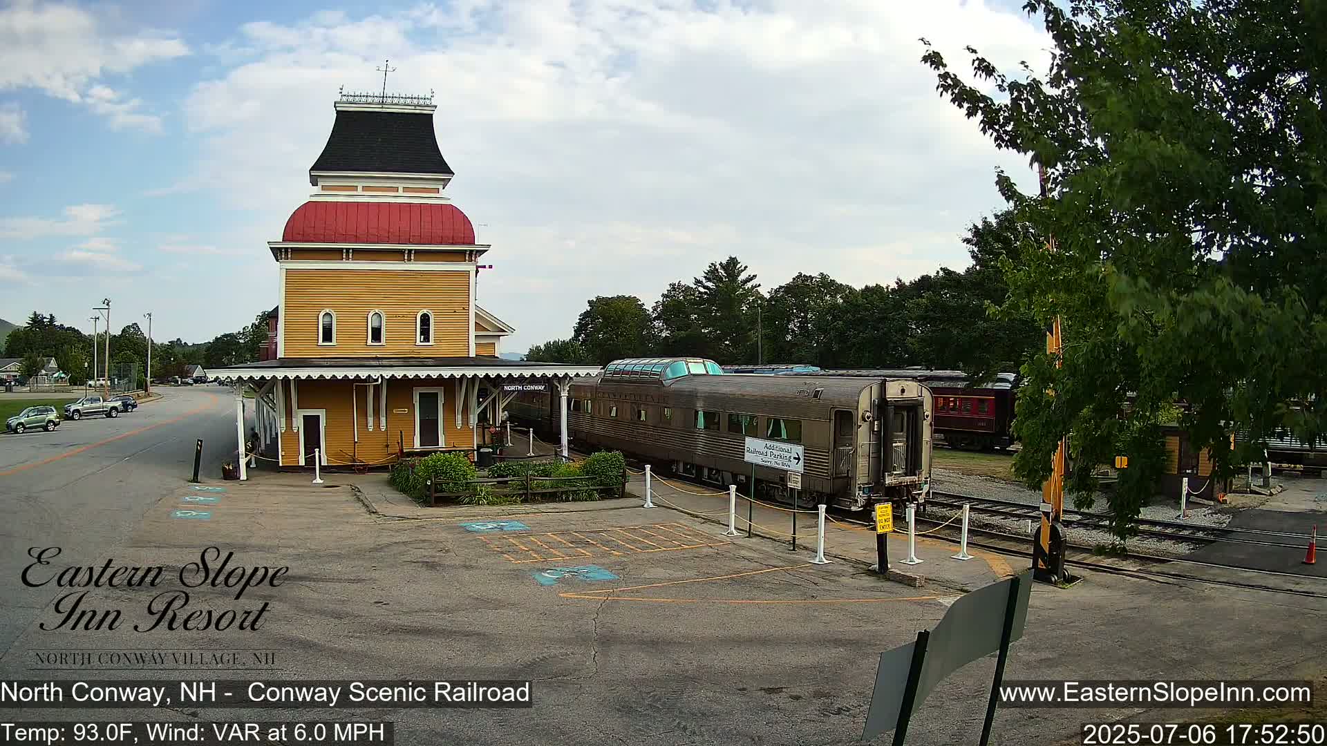North  Conway, Conway Scenic Railroad Station Live Cam - Conway, Carroll, New Hampshire, USA