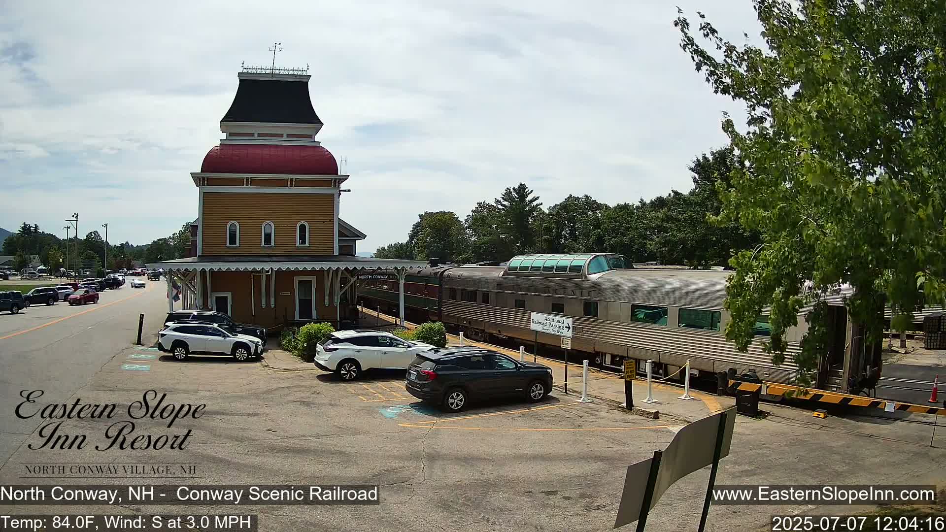 North  Conway, Conway Scenic Railroad Station Live Cam - Conway, Carroll, New Hampshire, USA