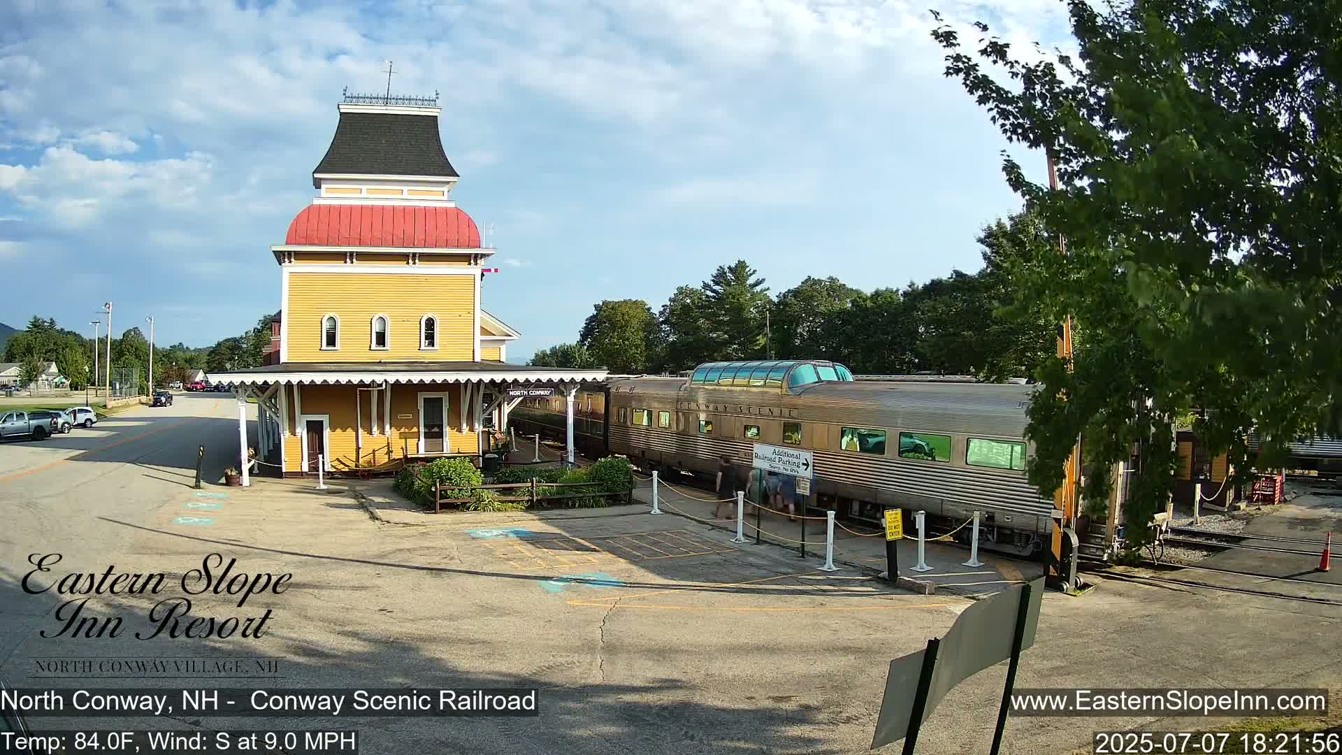 North  Conway, Conway Scenic Railroad Station Live Cam - Conway, Carroll, New Hampshire, USA