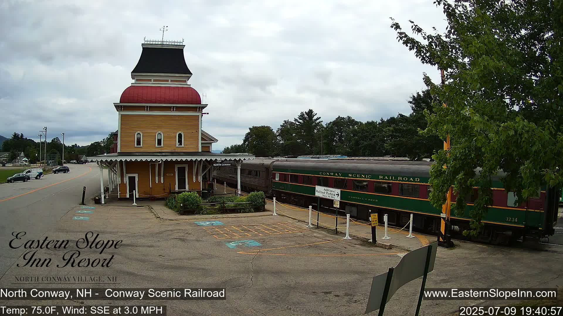 North  Conway, Conway Scenic Railroad Station Live Cam - Conway, Carroll, New Hampshire, USA