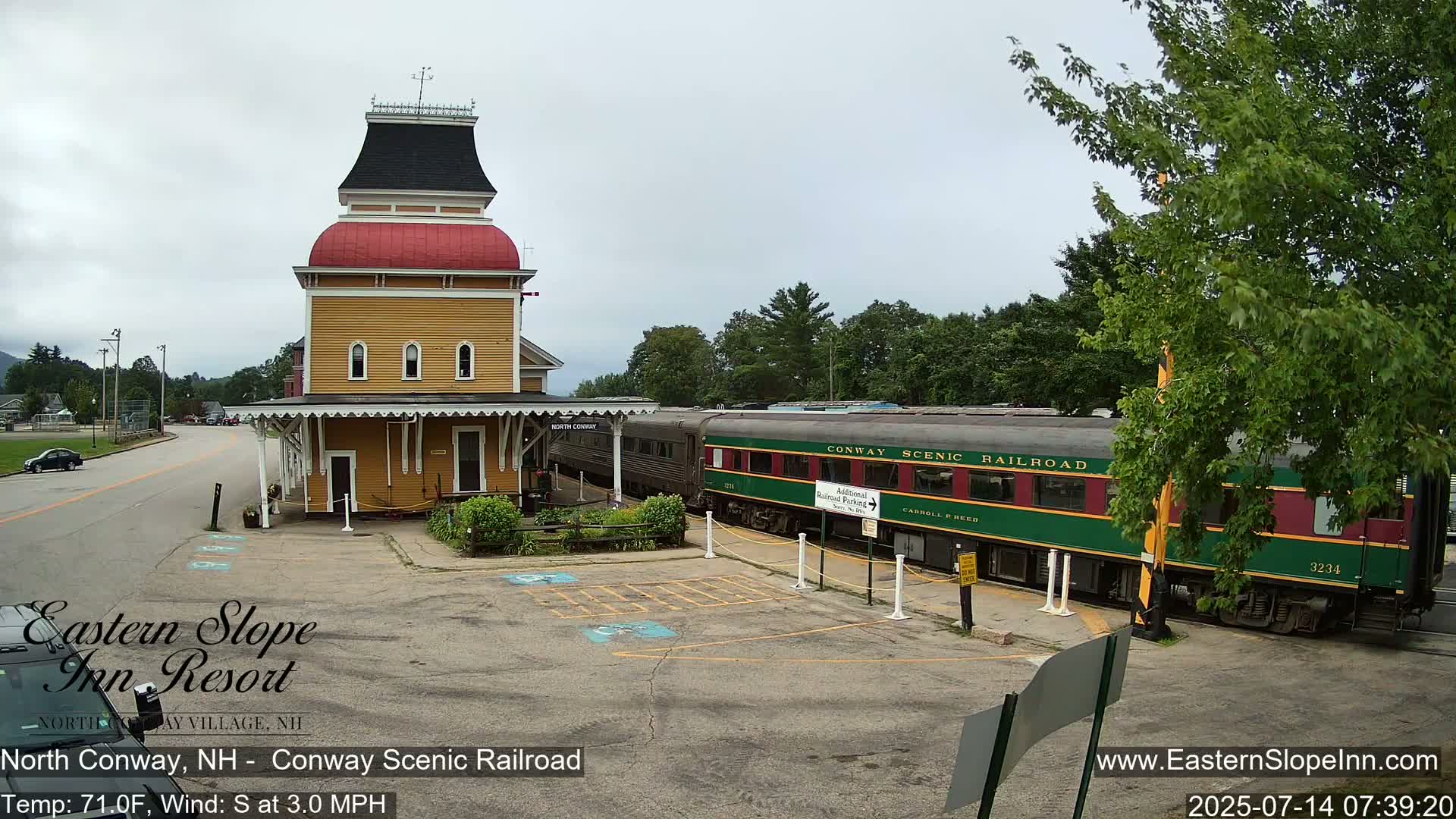 North  Conway, Conway Scenic Railroad Station Live Cam - Conway, Carroll, New Hampshire, USA