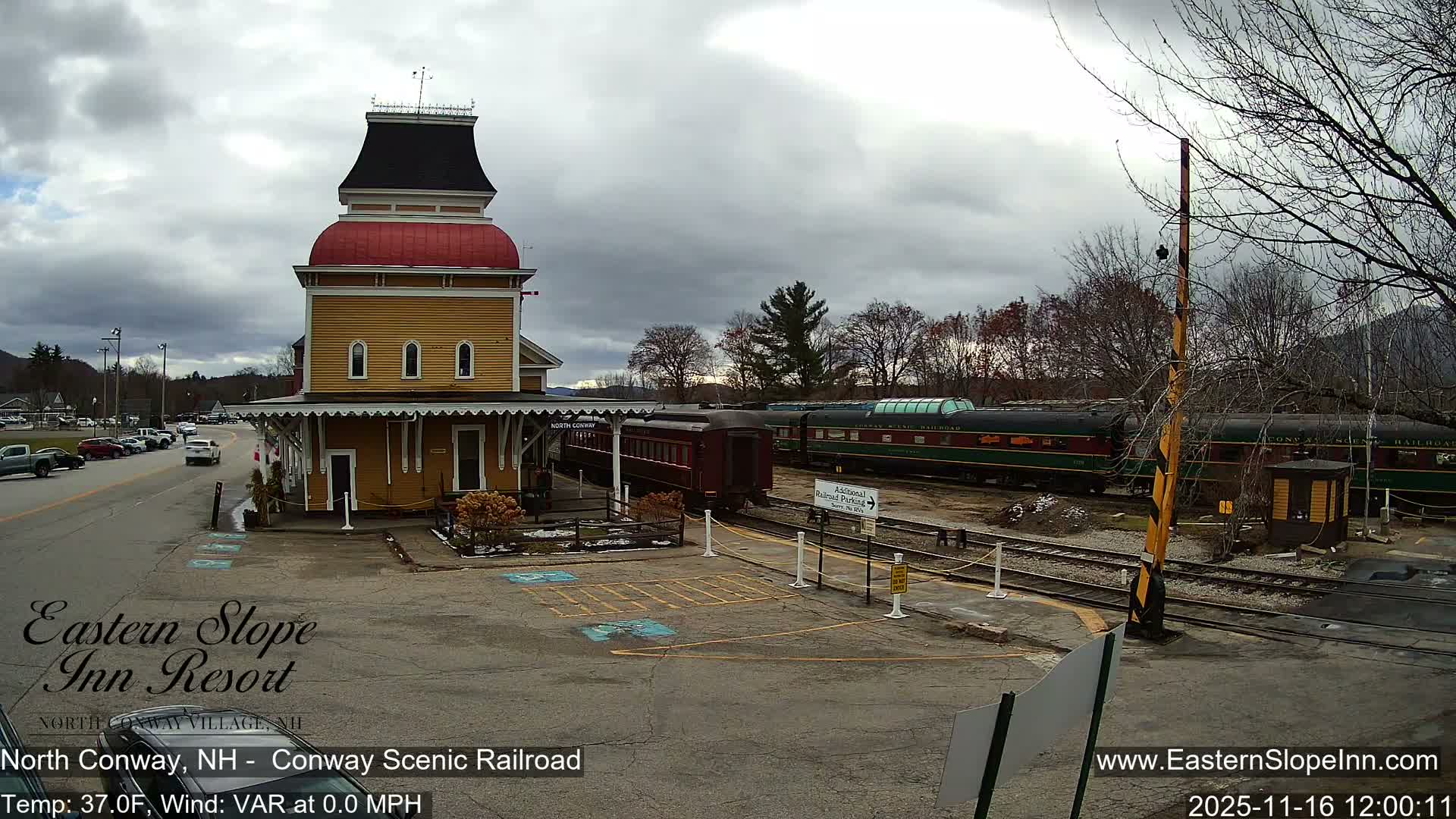 North  Conway, Conway Scenic Railroad Station Live Cam - Conway, Carroll, New Hampshire, USA